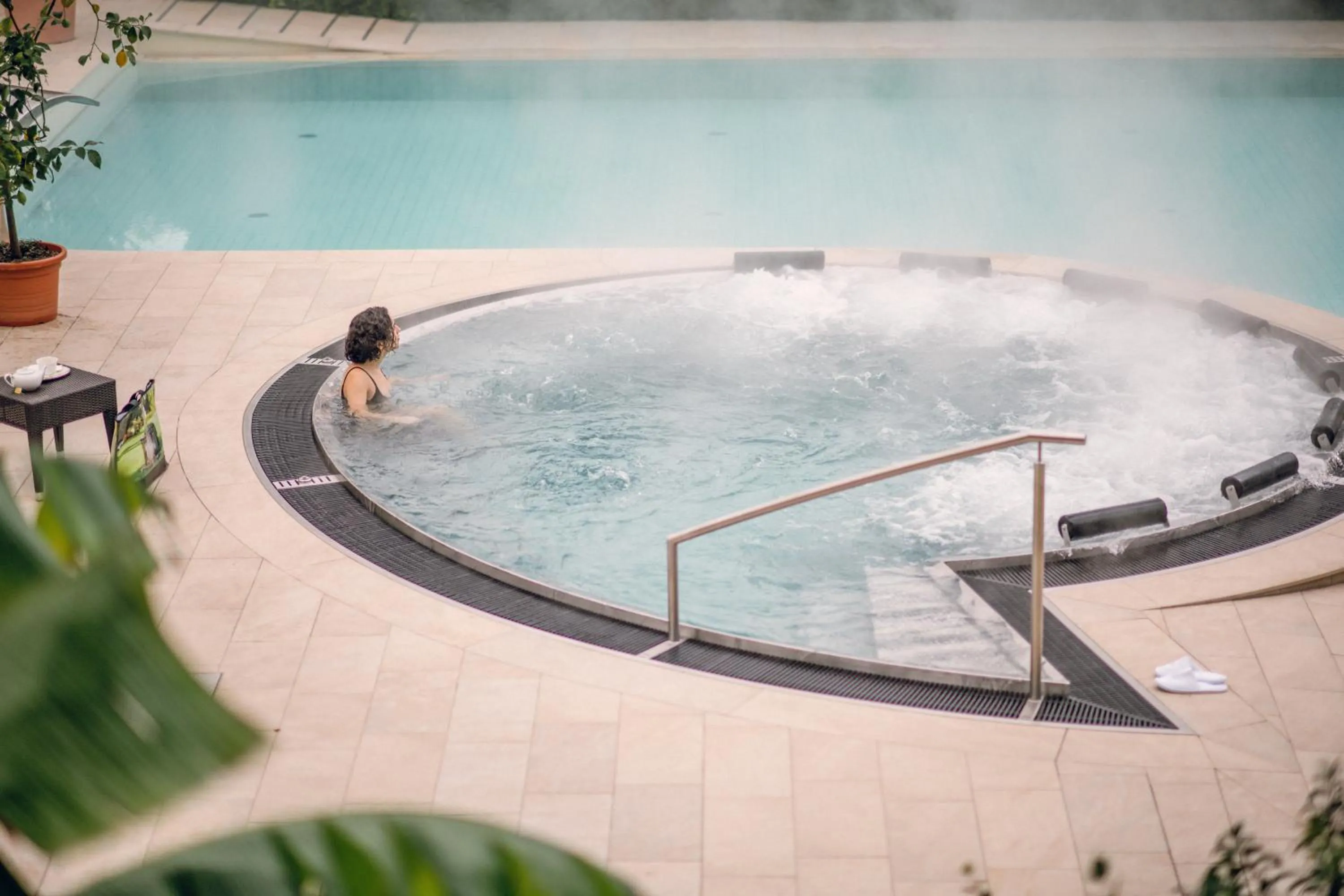 Swimming pool in Hotel Mignon Meran Park & Spa