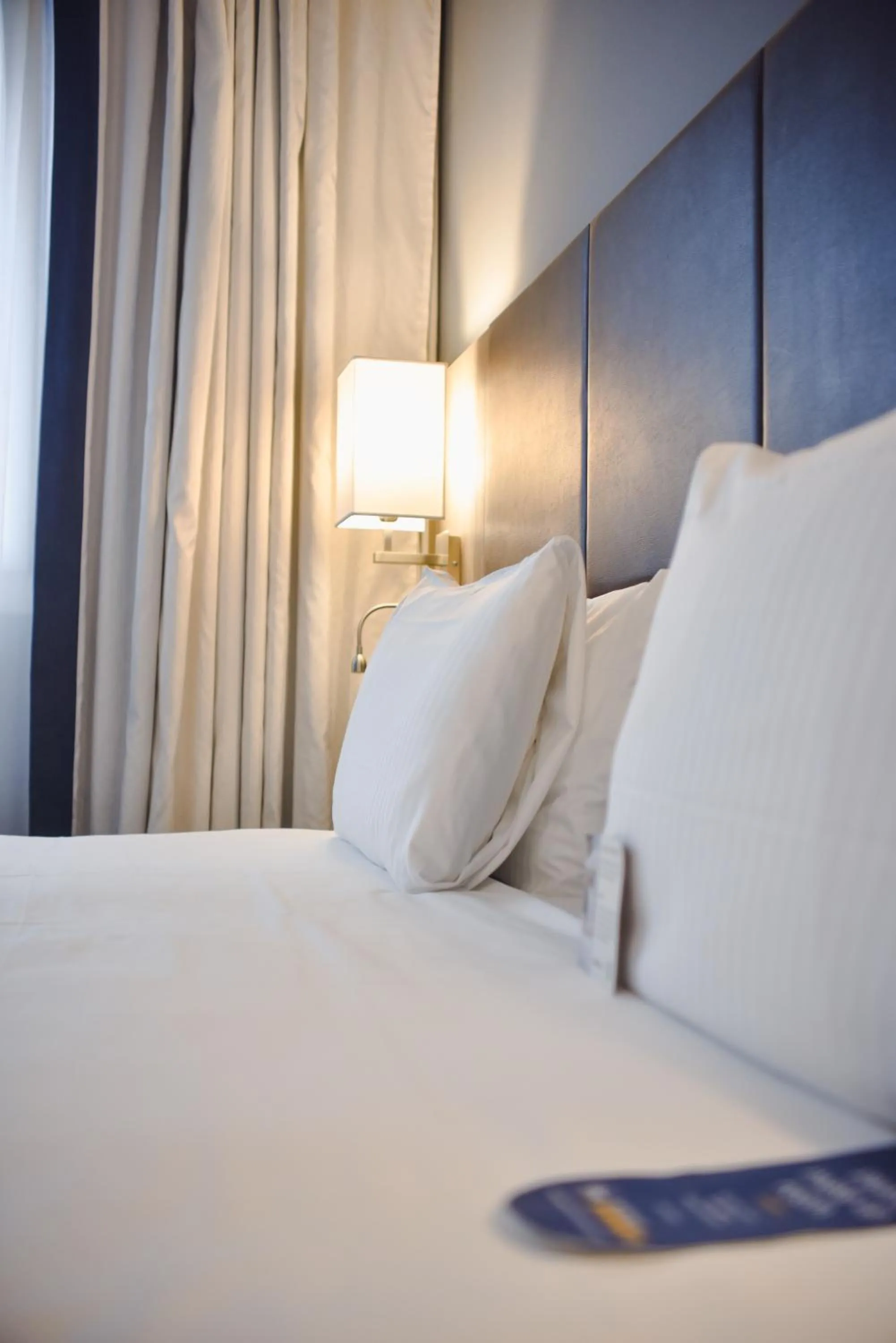 Bed in Best Western Plus Borgolecco Hotel