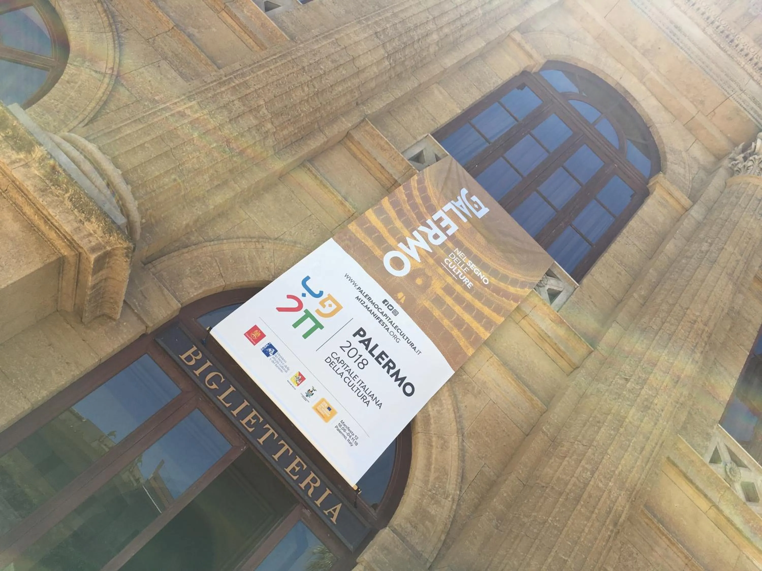 Property building in YooRoom