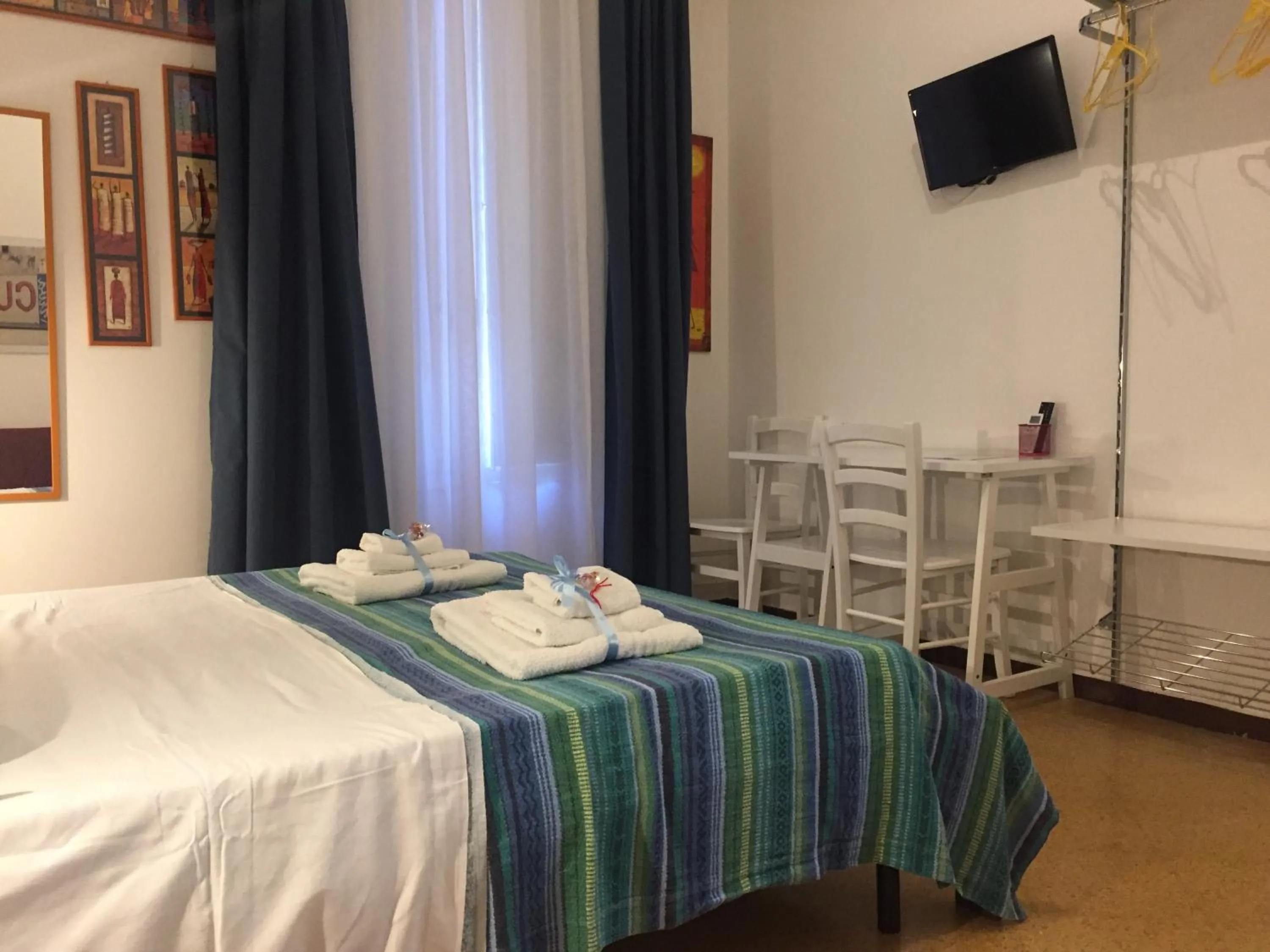 Bedroom, Bed in YooRoom