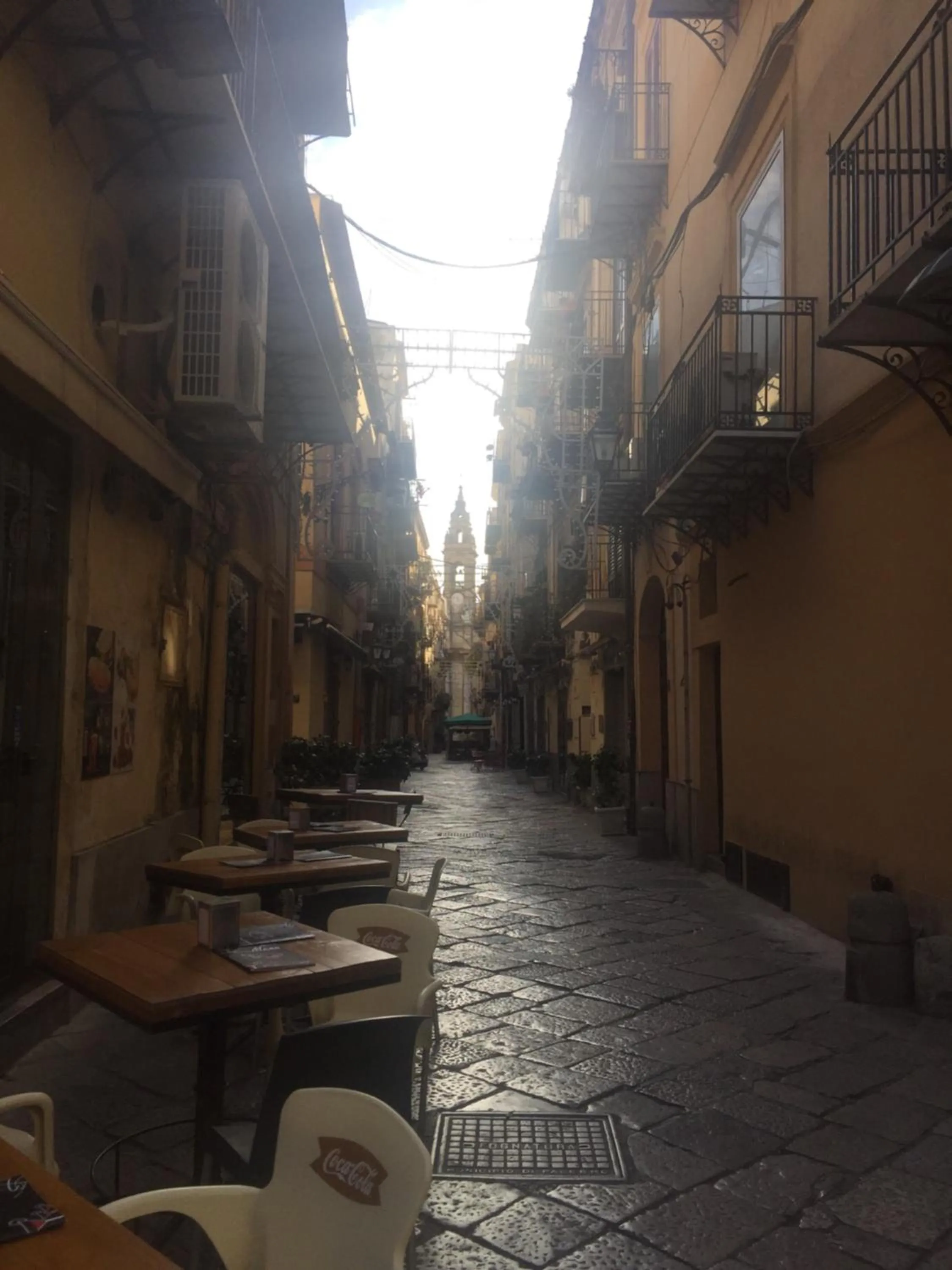 Neighbourhood in YooRoom