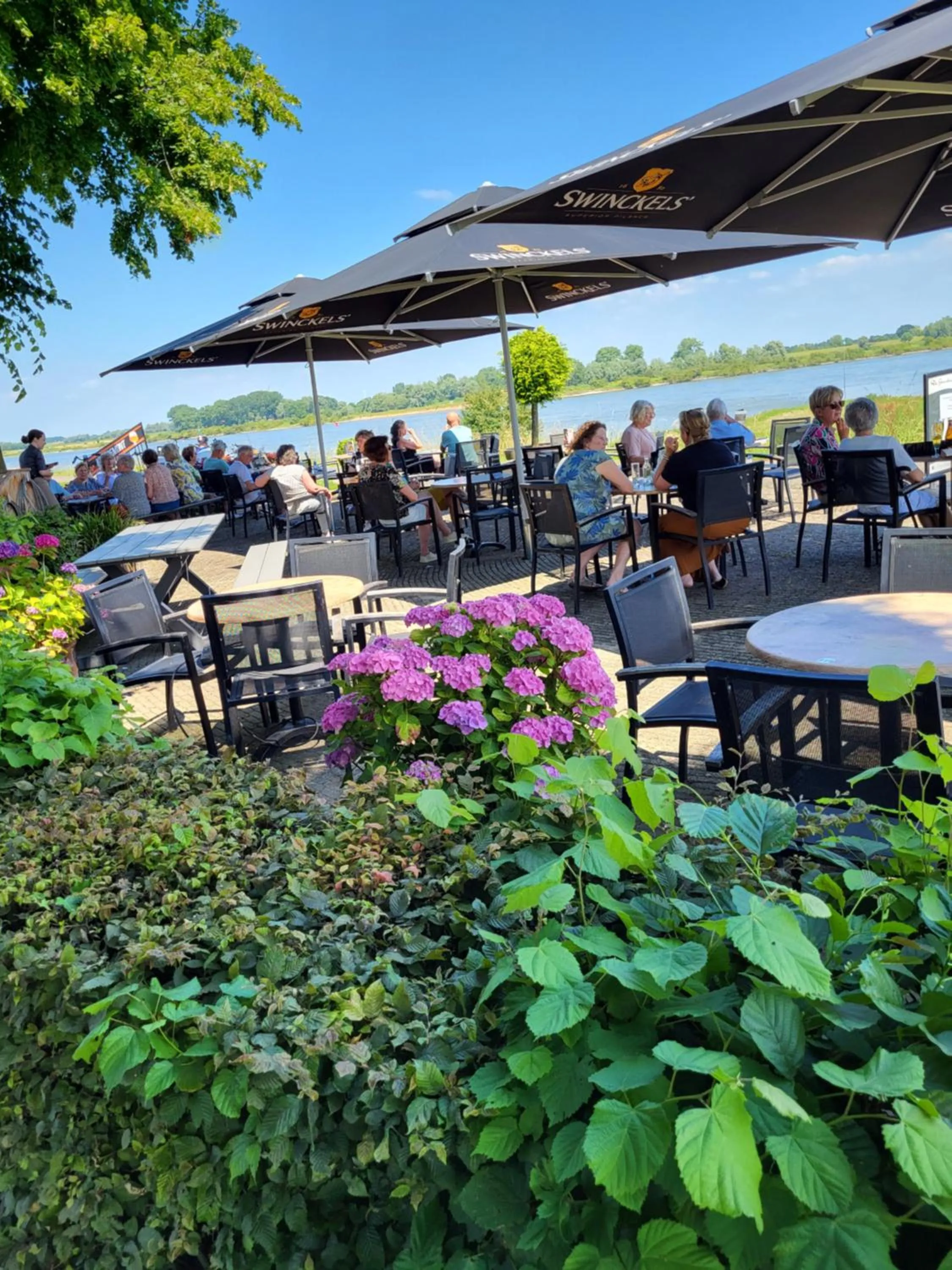 River view in De Gouden Molen