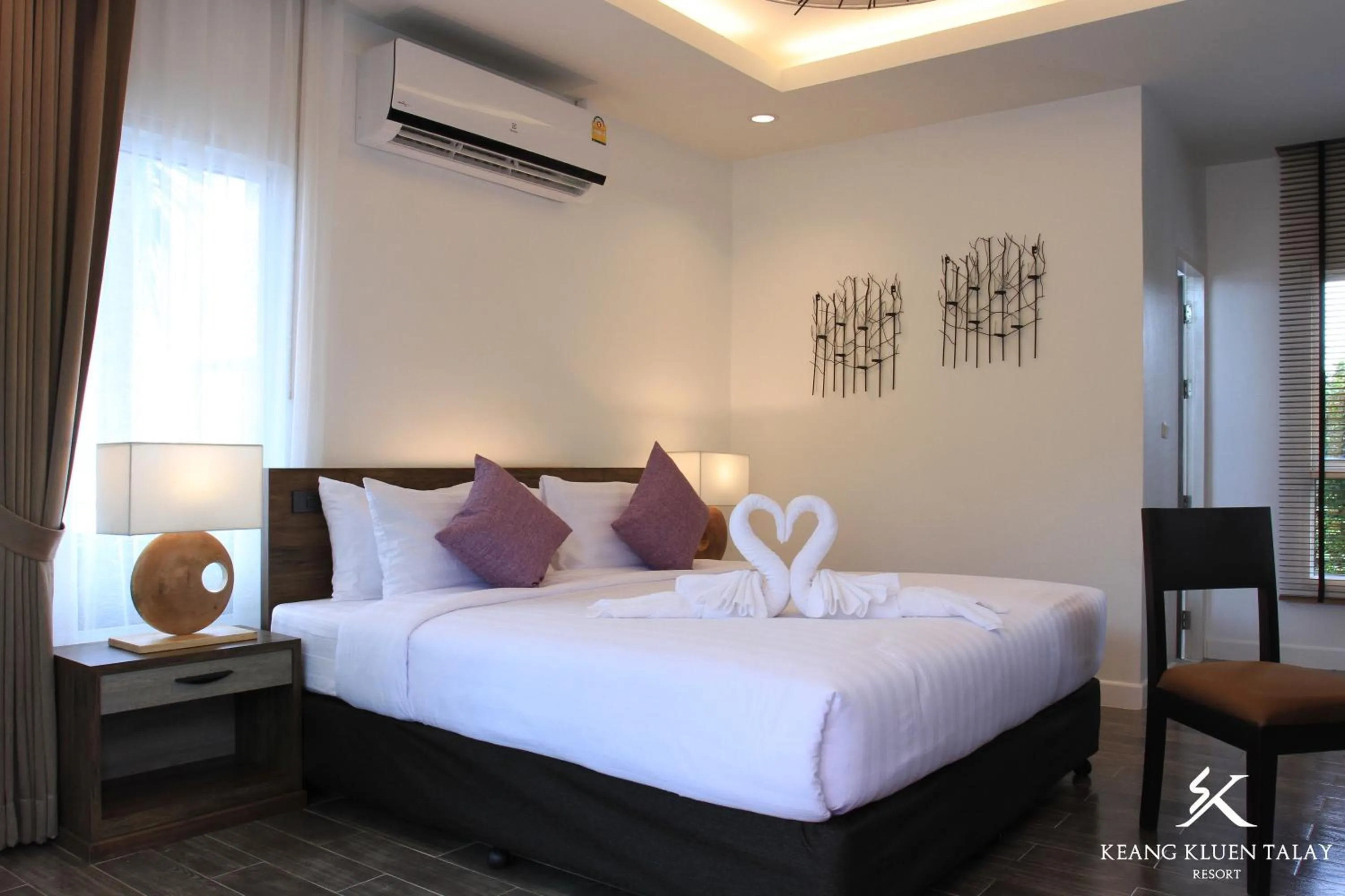 Bed in Keang Kluen Talay Resort