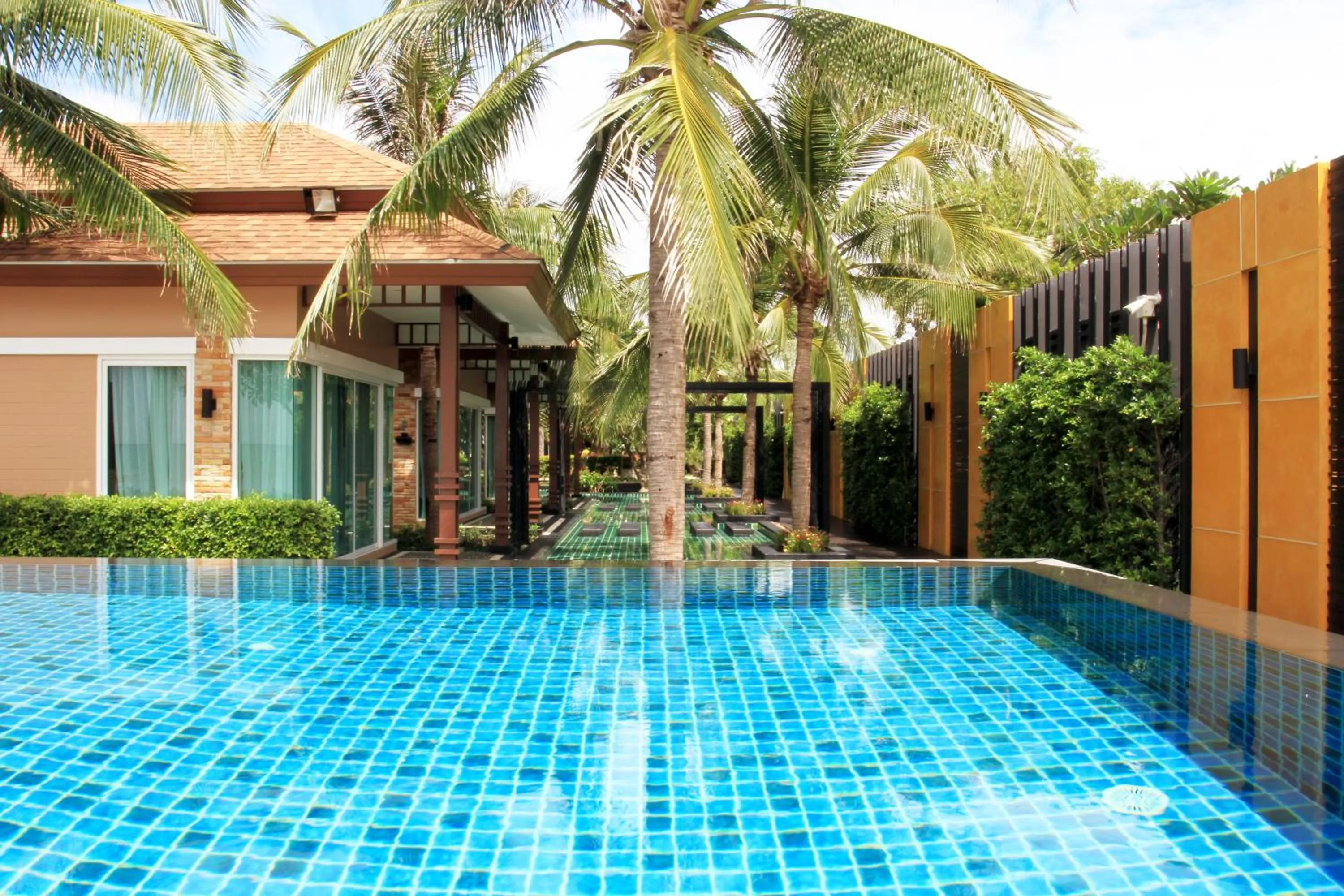 Keang Kluen Talay Resort