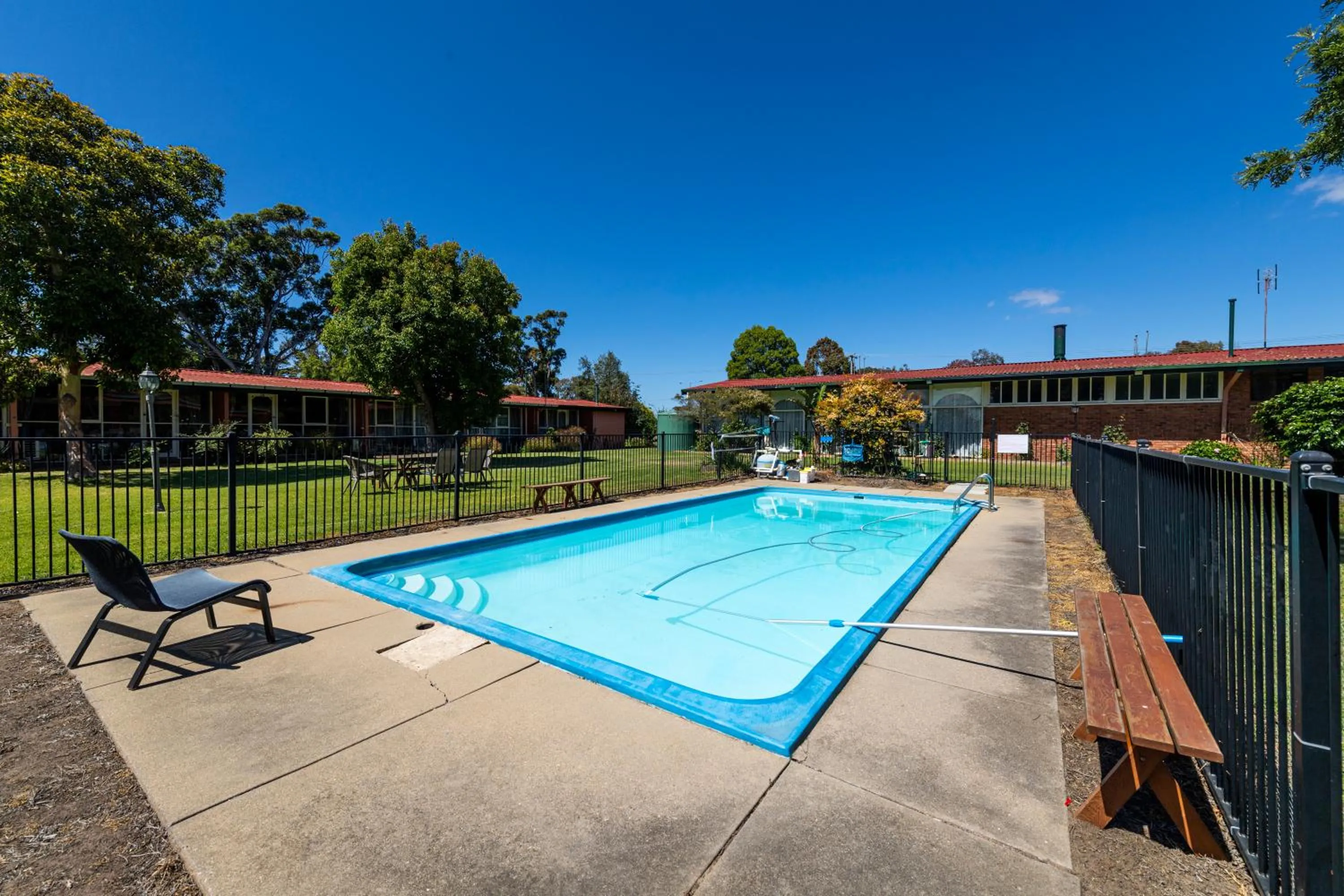 Swimming pool in The Wurruk Motel