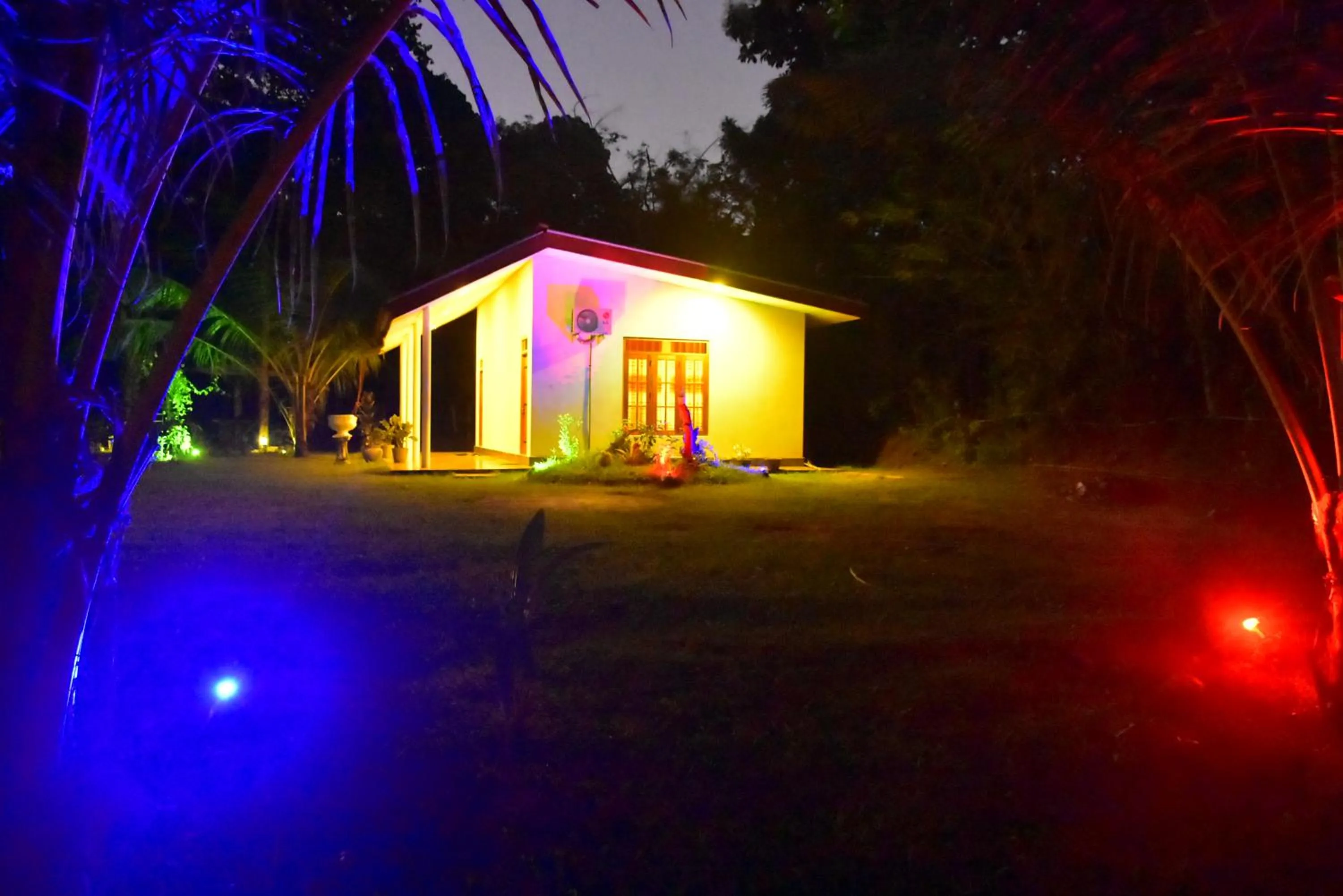 Garden in Little Ele Safari Lodge