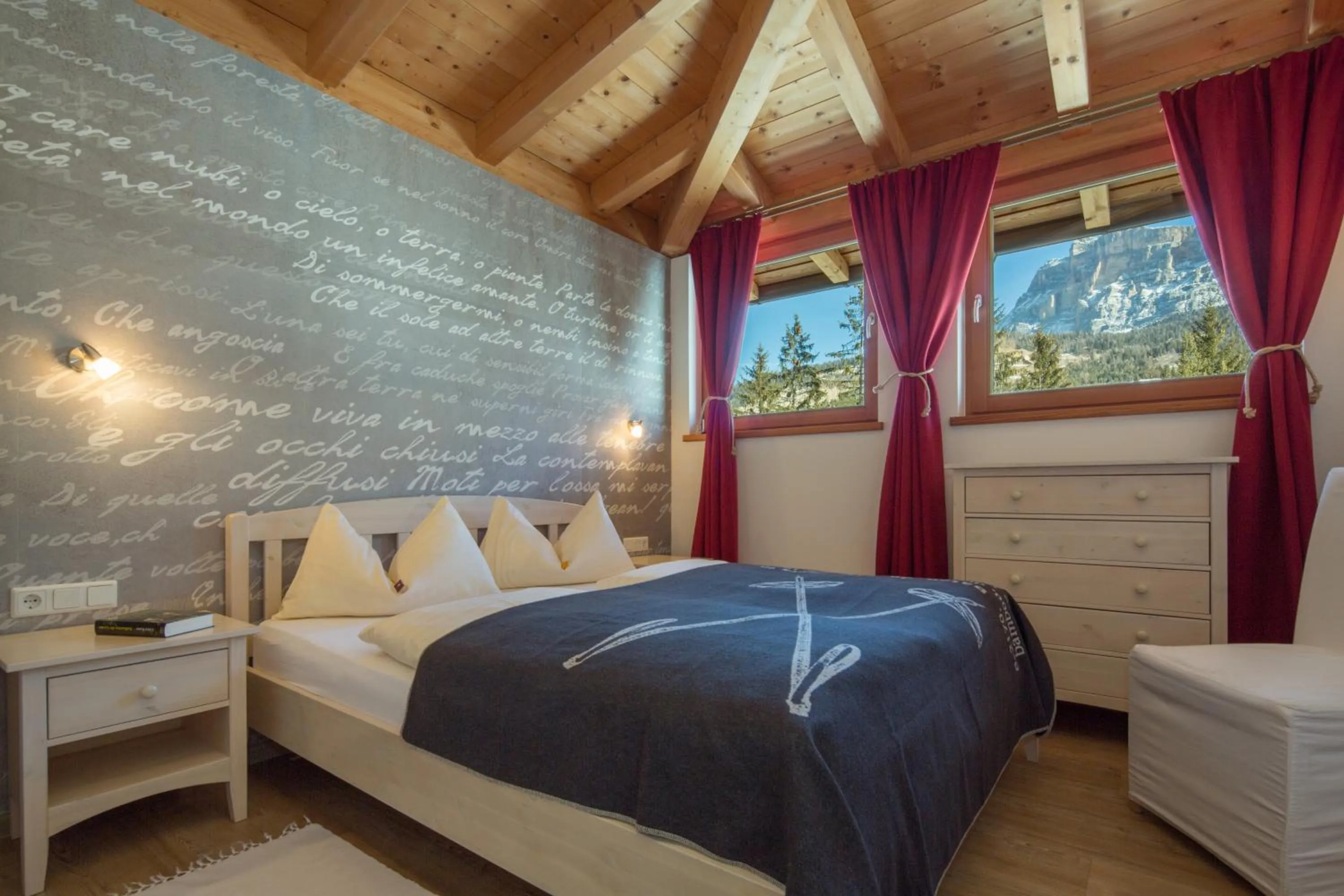 Photo of the whole room in Appartamenti La Sajun & Les Viles