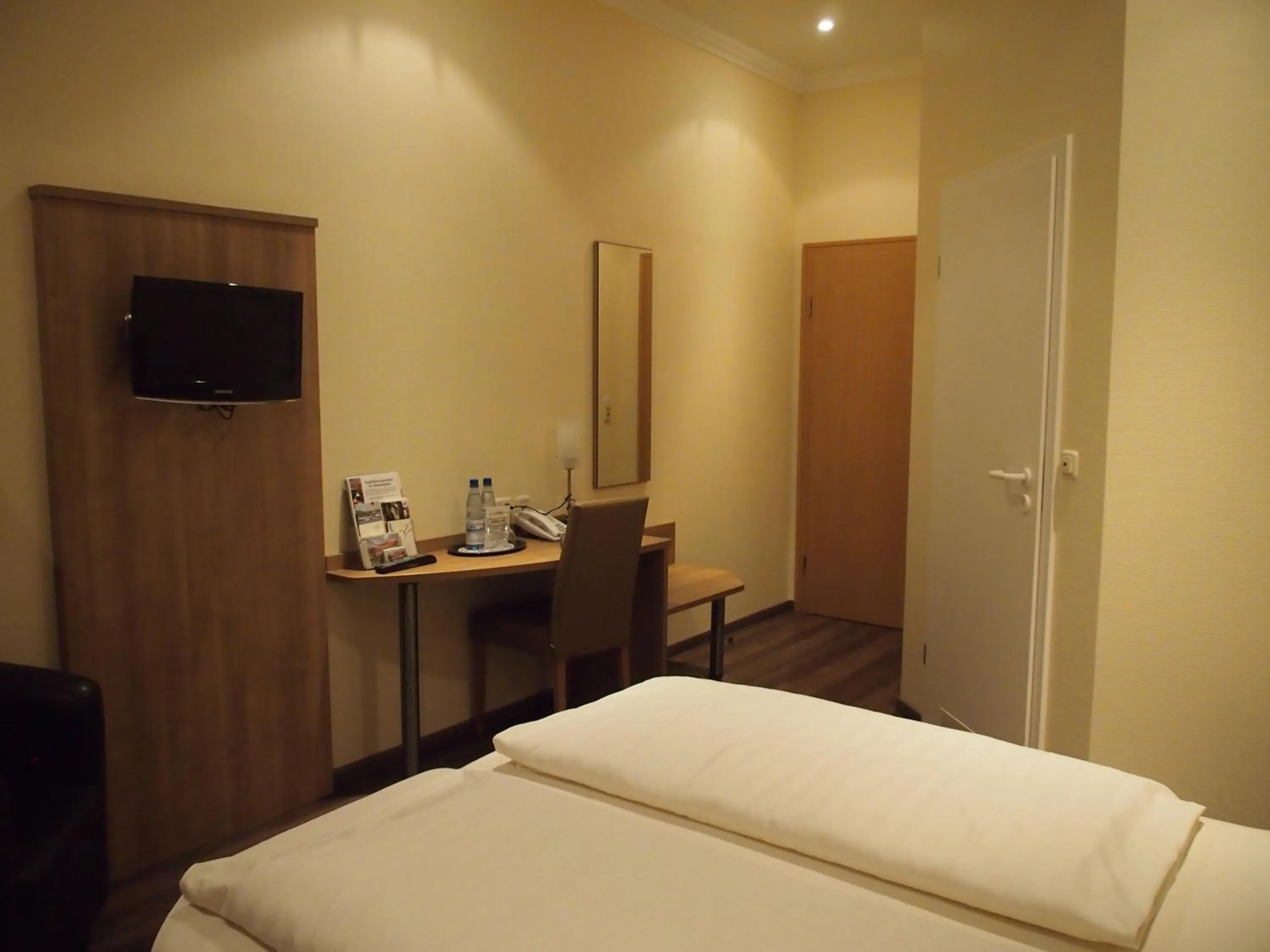 Decorative detail, Bed in BB Haus Neugebauer Garni