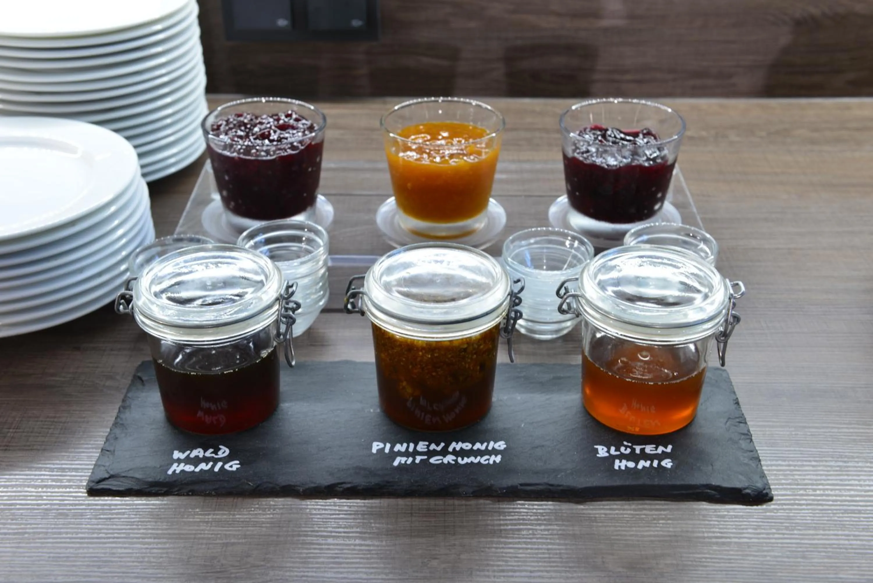 Buffet breakfast in BB Haus Neugebauer Garni