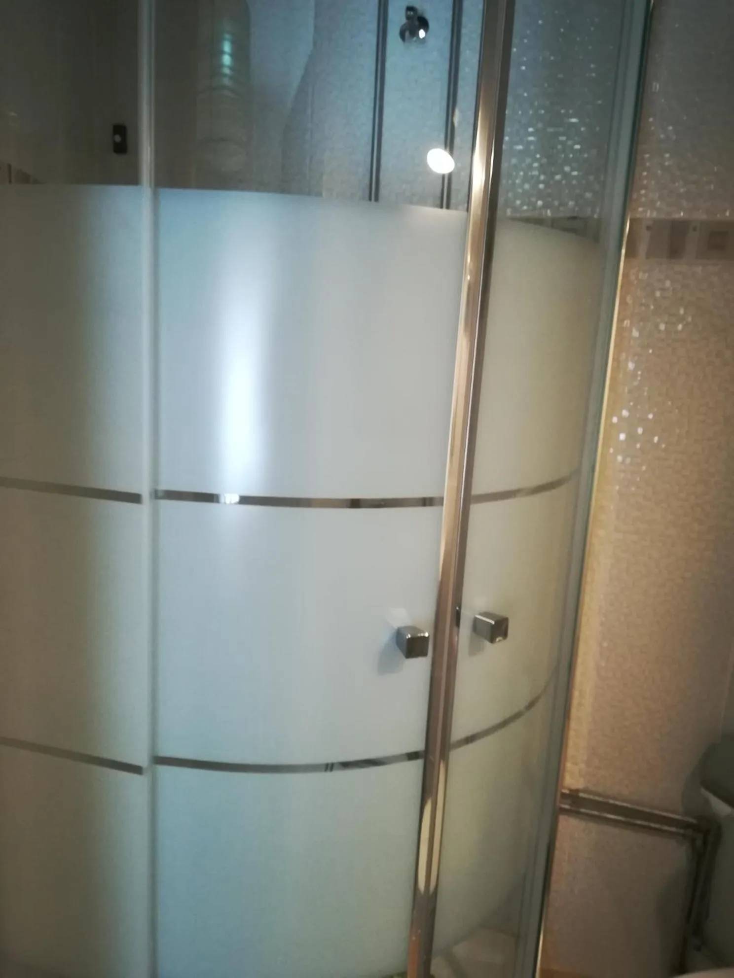 Shower in Hotel Cristo Rei