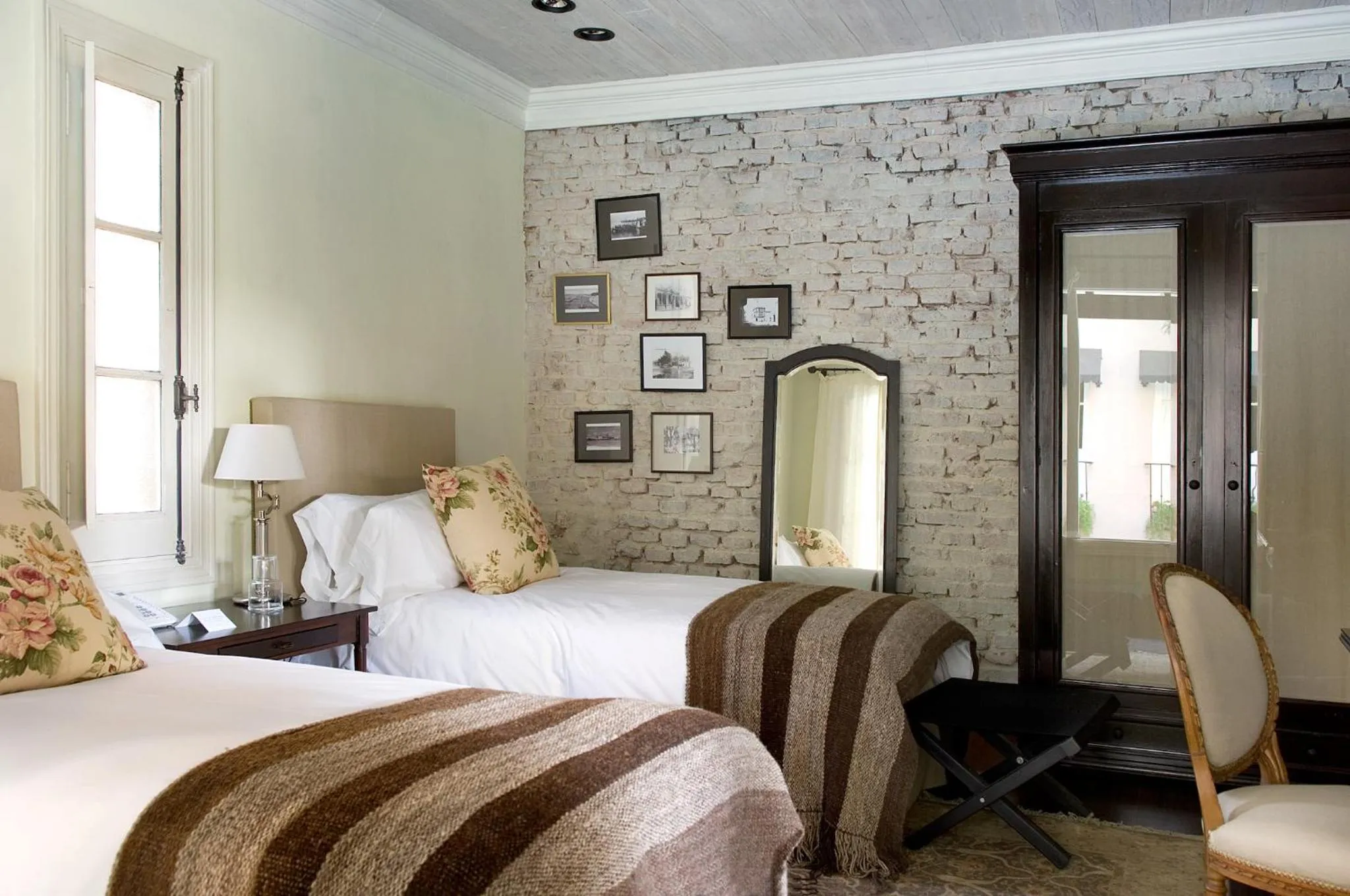 Bed in La Alondra, Casa de huéspedes