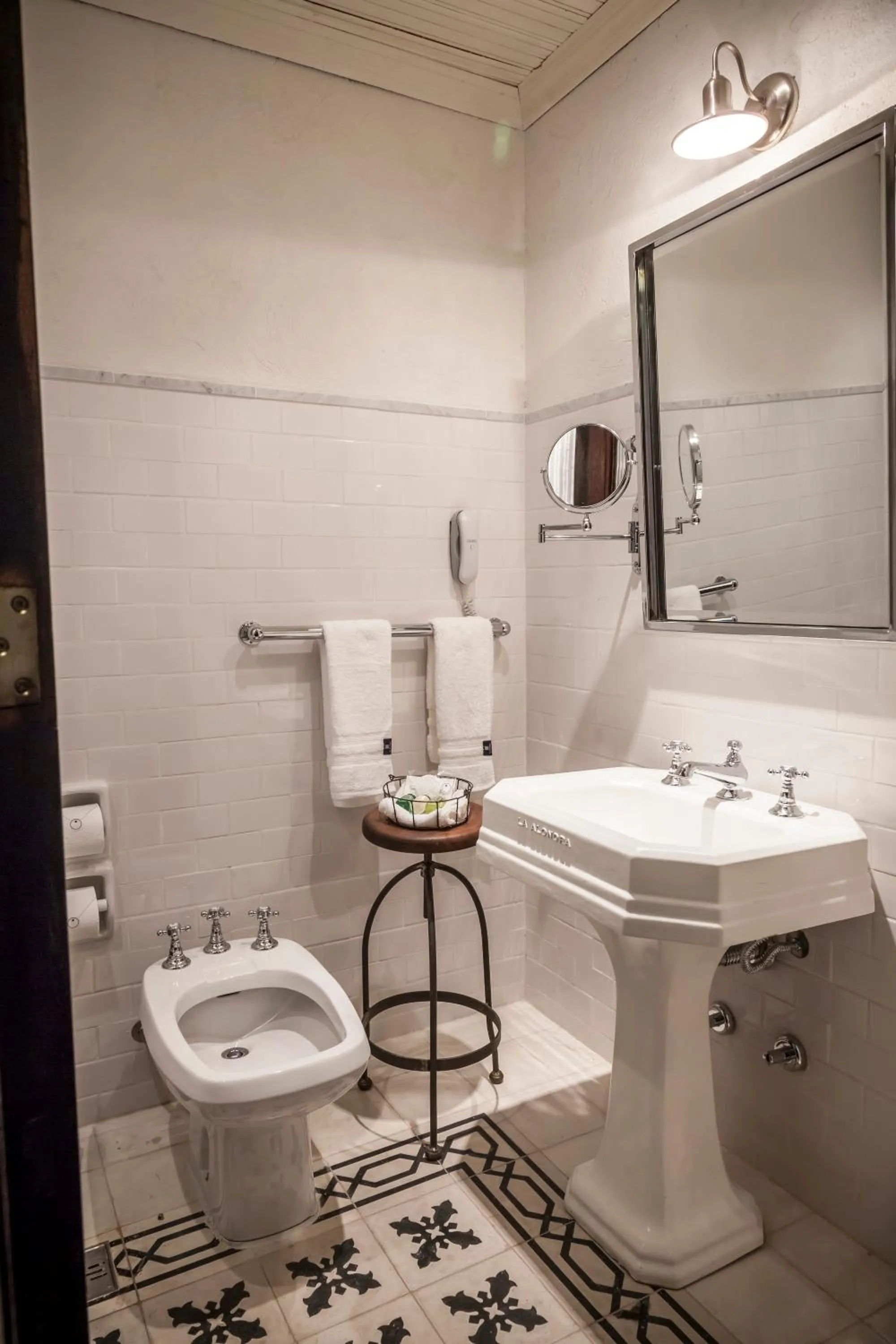 Bathroom in La Alondra, Casa de huéspedes