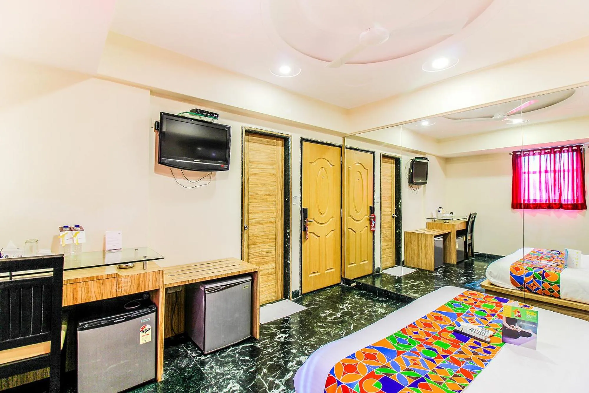 Bedroom in FabHotel Sahar Garden - Nr Mumbai International Airport