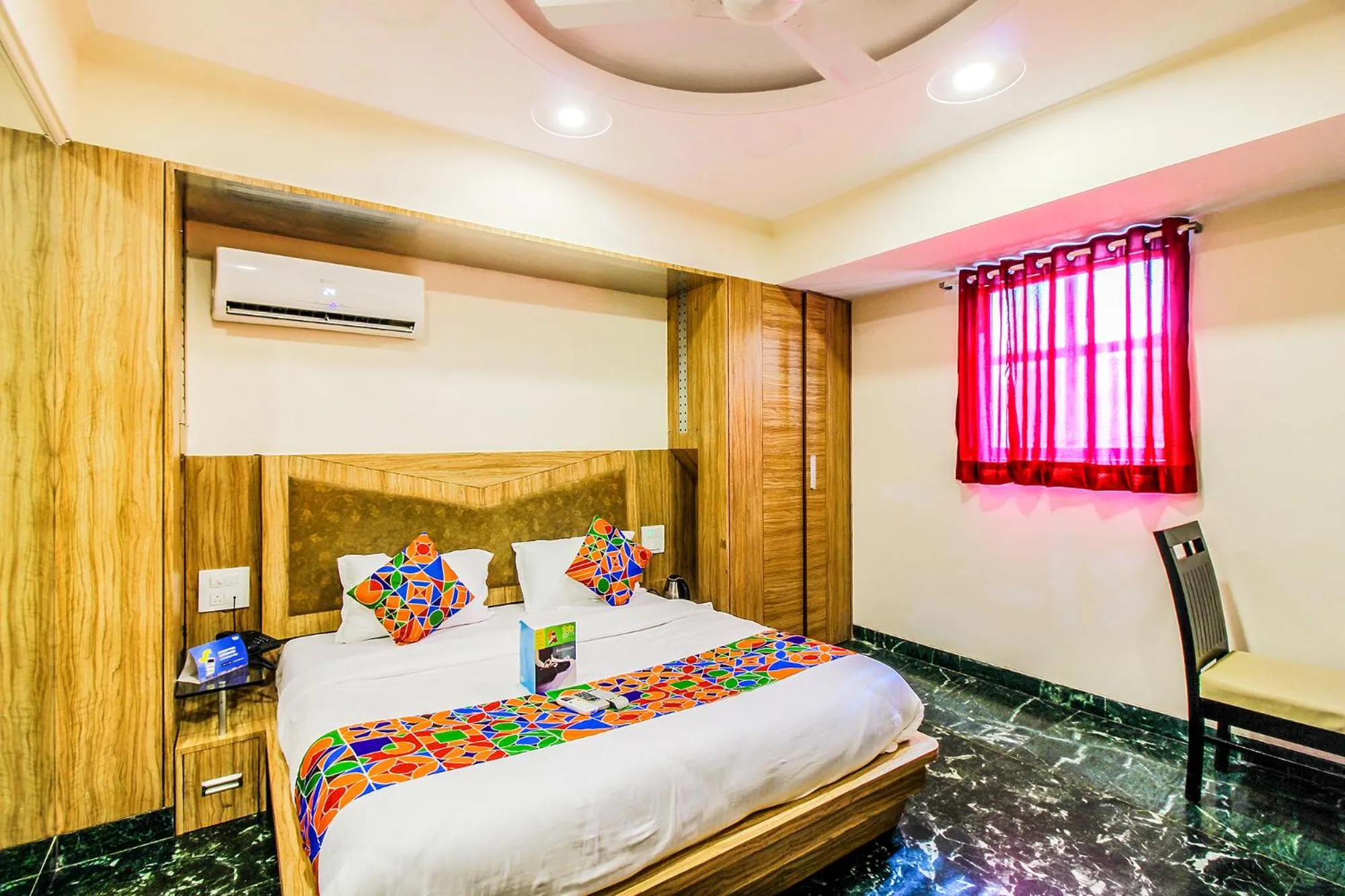 Bedroom in FabHotel Sahar Garden - Nr Mumbai International Airport