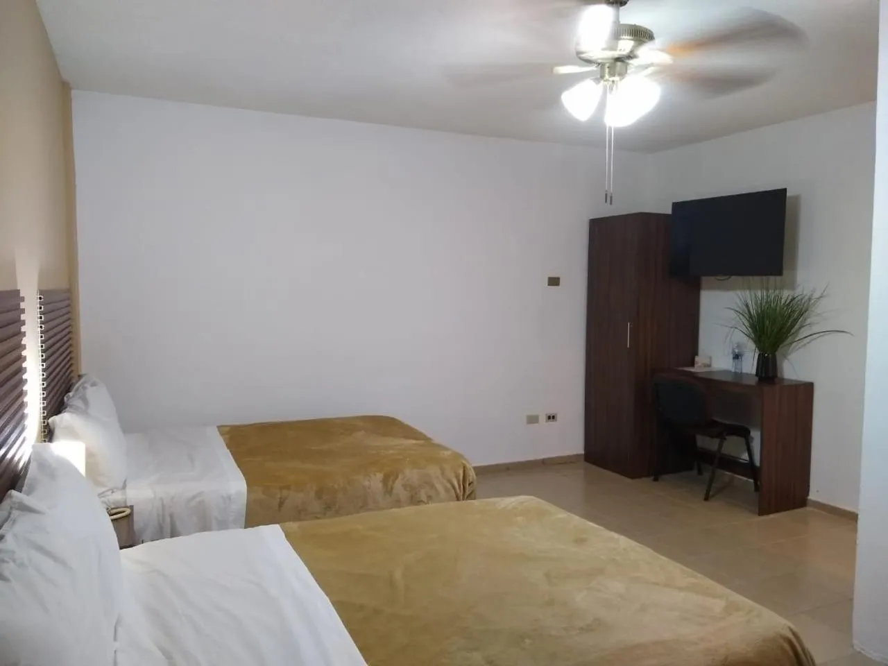 Bed in Hotel El Dorado