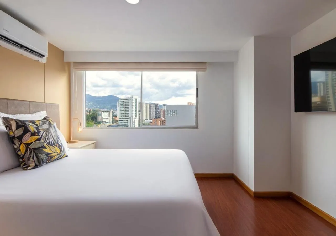 Bed in Affinity ApartaHotel - Extended Stay