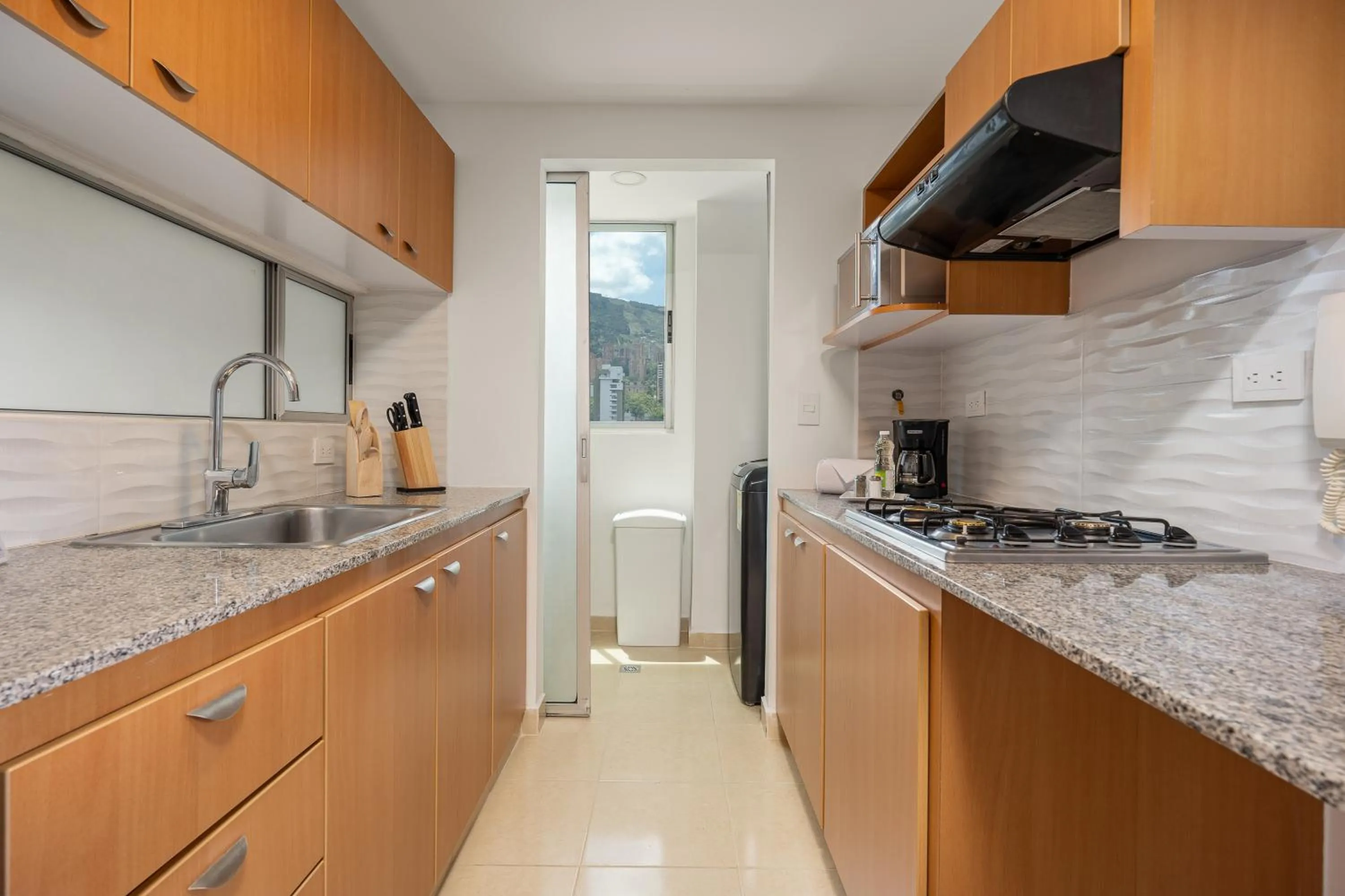 Coffee/tea facilities in Affinity ApartaHotel - Extended Stay