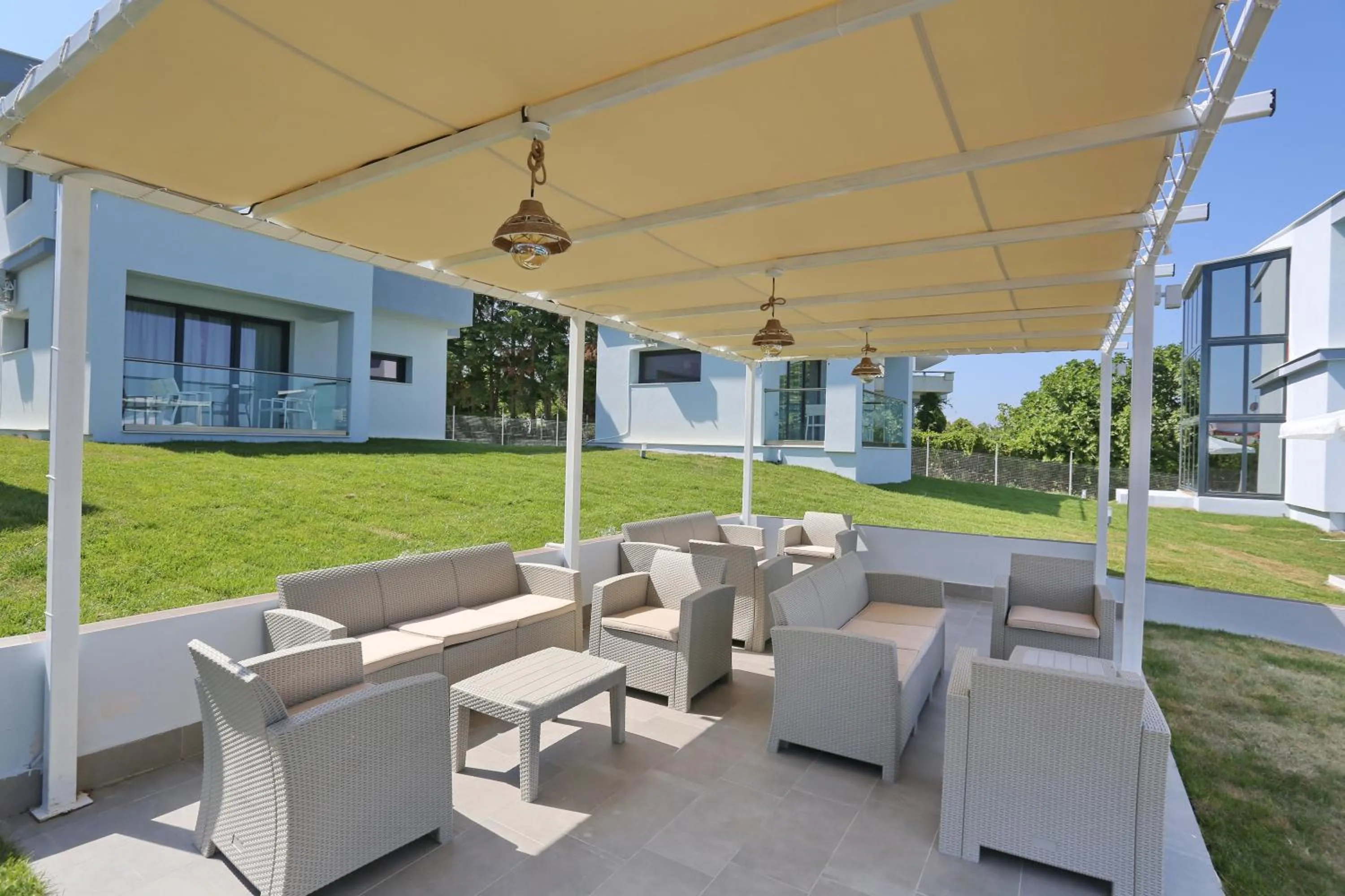 Seating area in Blue Avenue