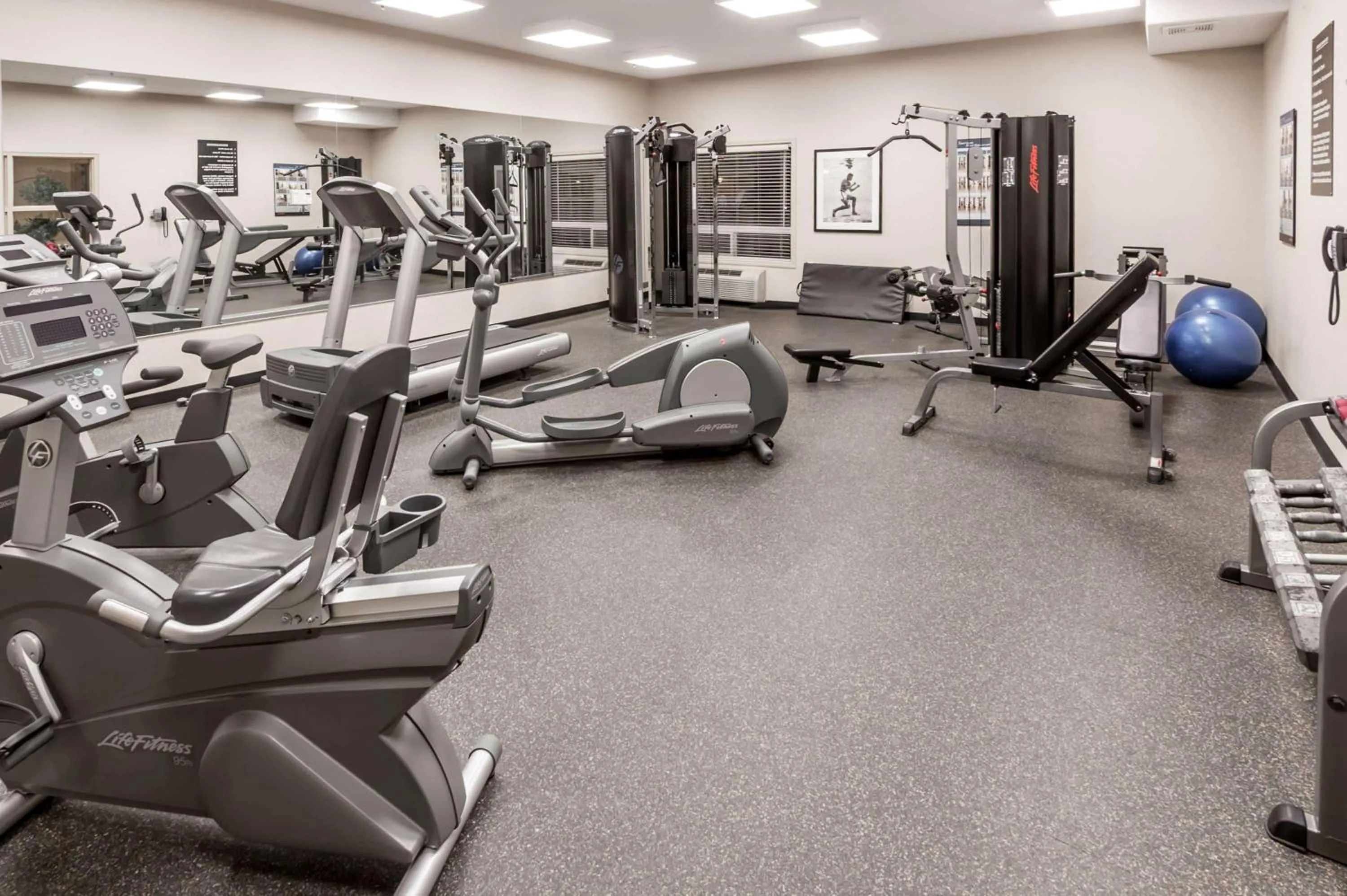 Fitness centre/facilities in Ramada by Wyndham High River