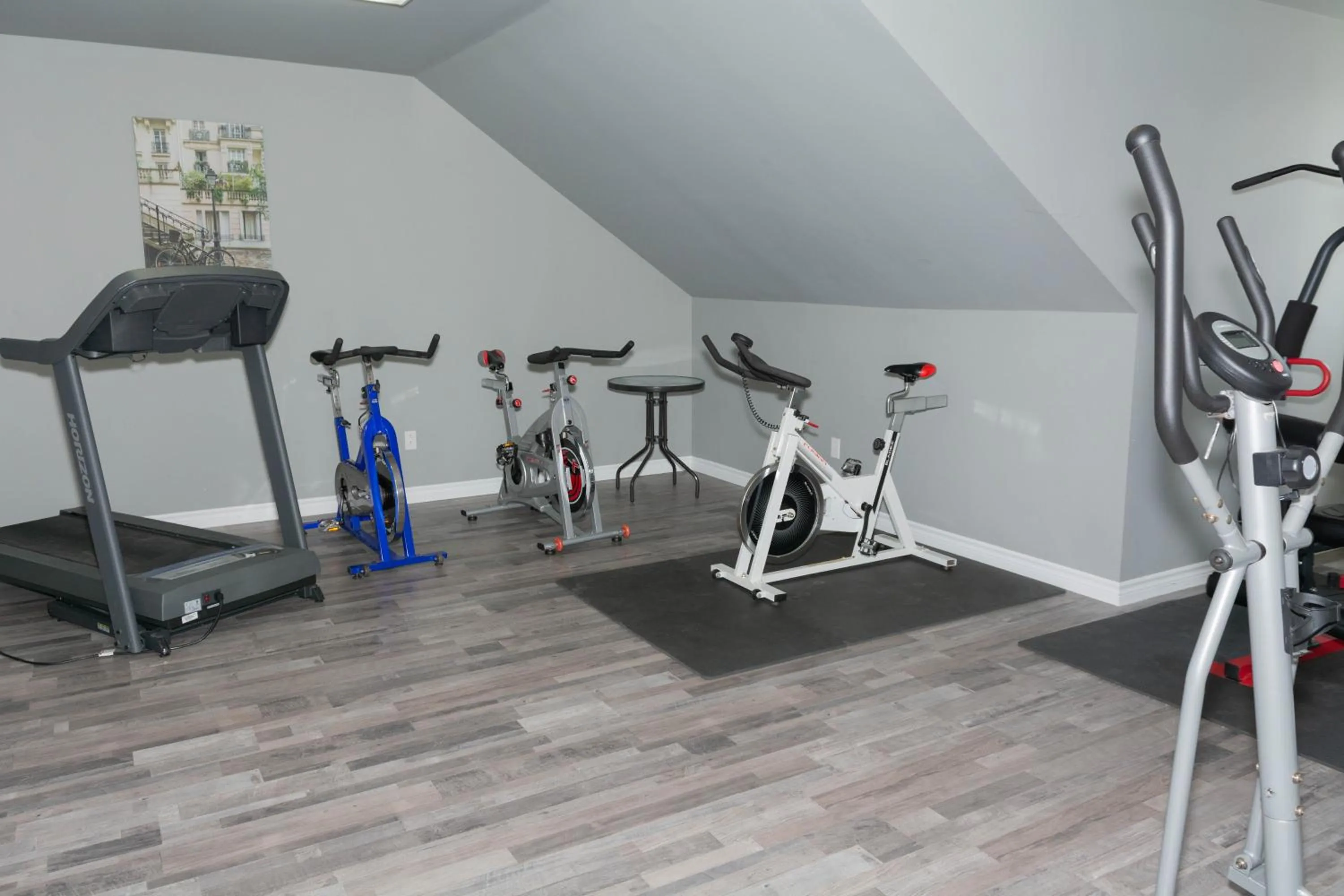 Fitness centre/facilities in Travelodge by Wyndham Roberval