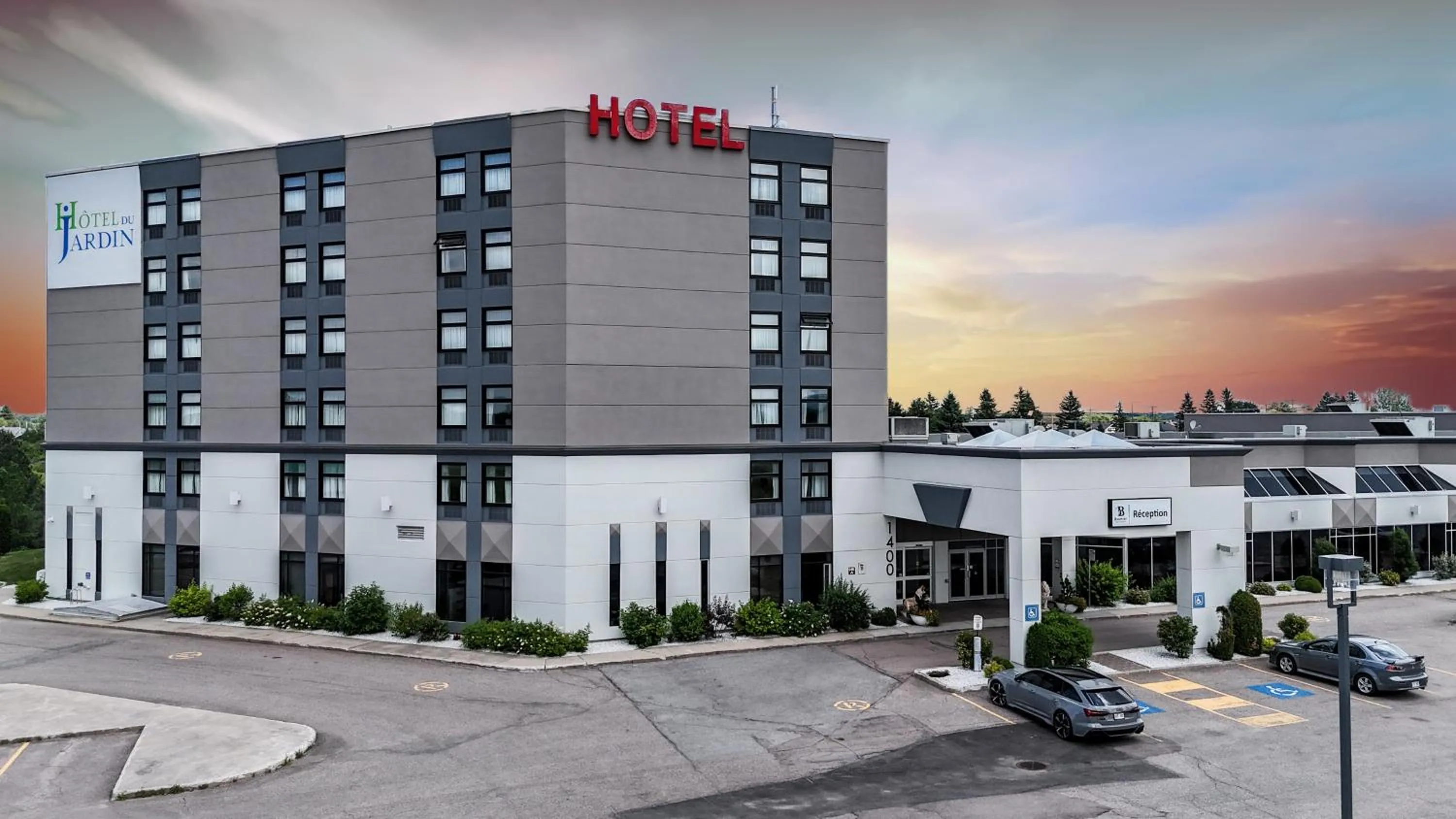 Property building in Hôtel du Jardin