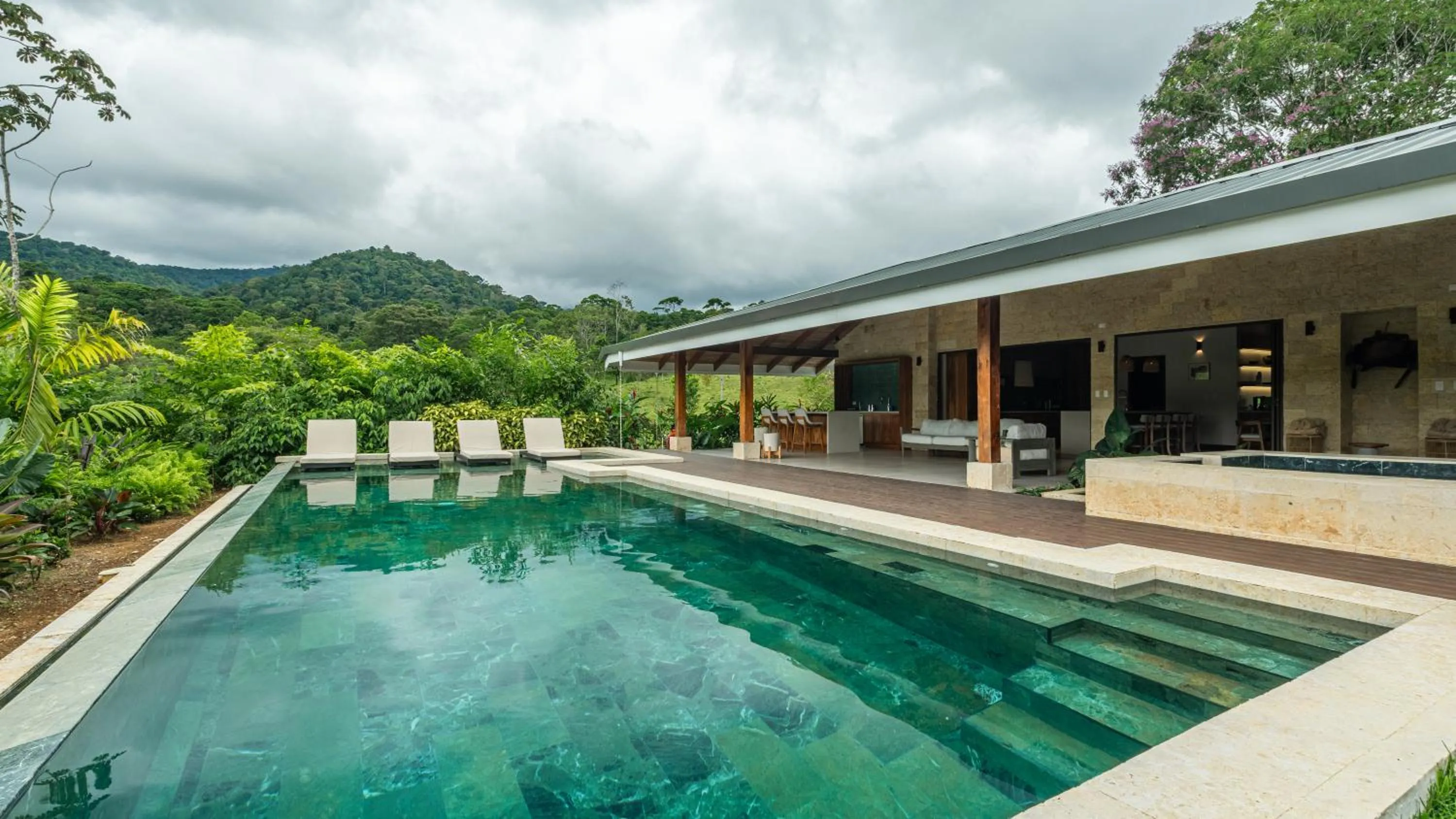 Patio in Chachagua Rainforest Hotel & Hot Springs