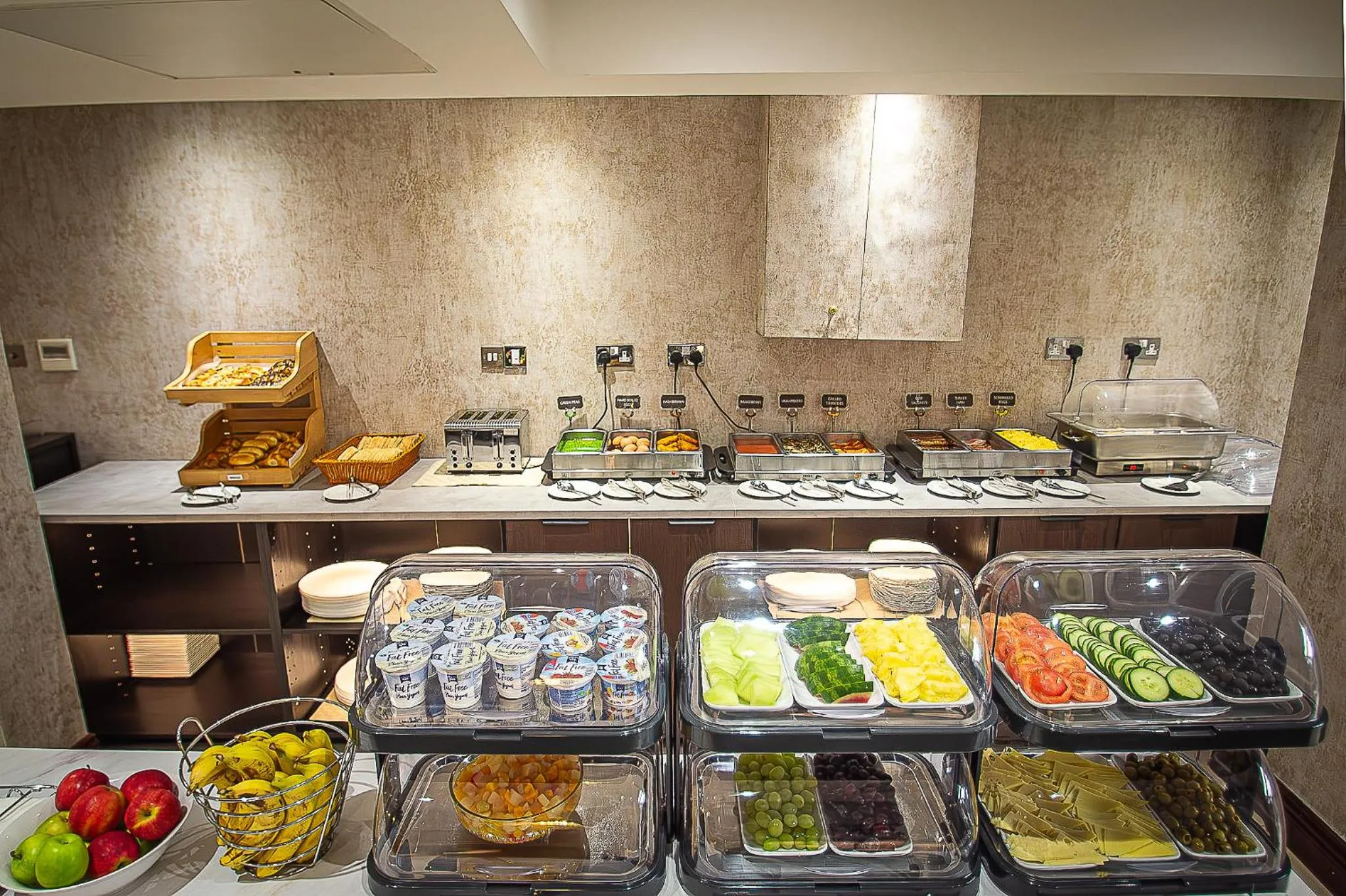 Restaurant/places to eat in Hyde Park International