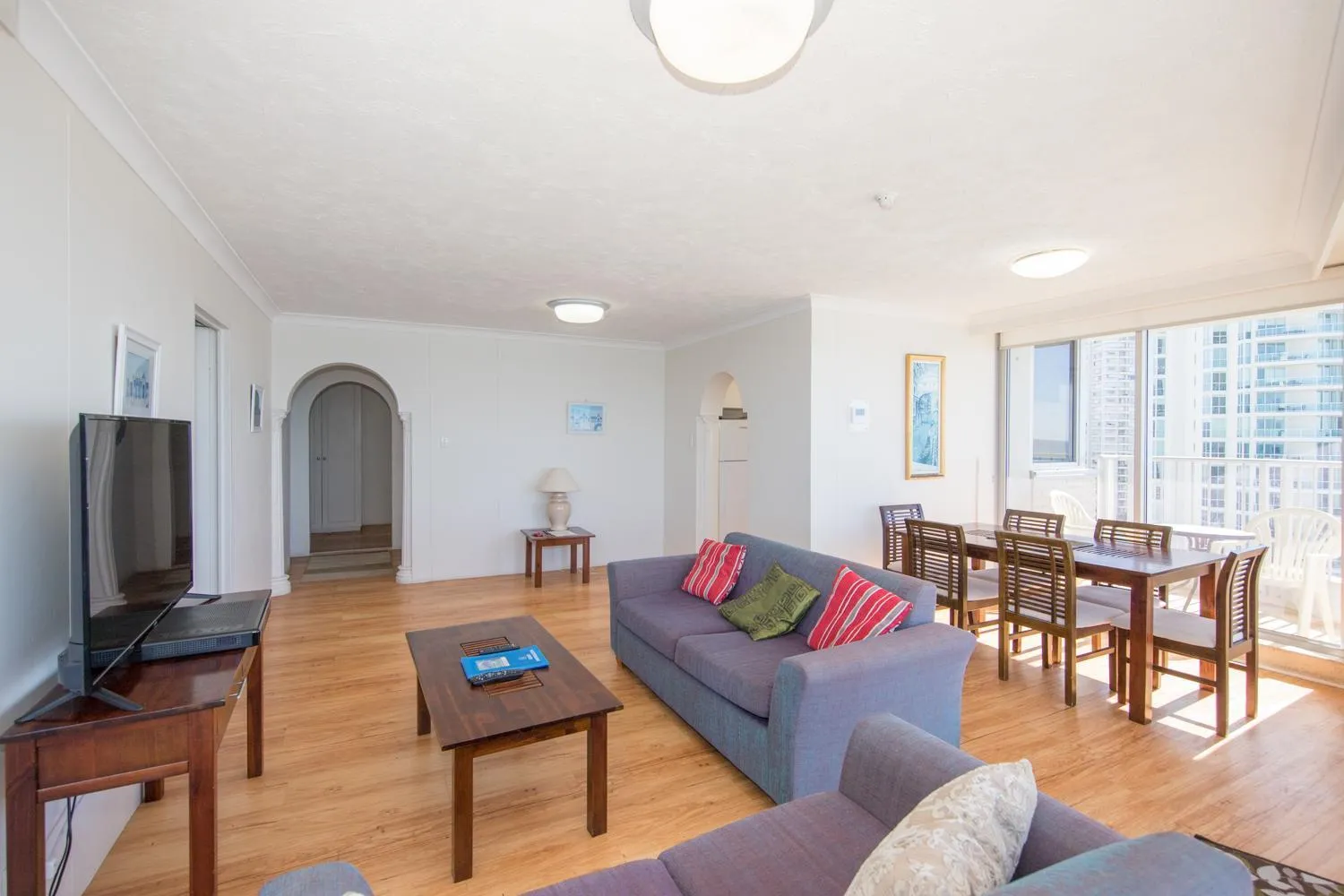 Living room in Beachside Tower Apartments