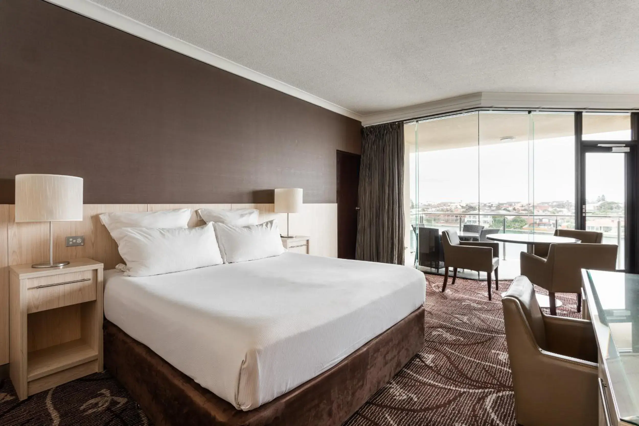 Suite with Spa Bath in Lakes Hotel Suite with Spa Bath in Lakes Hotel