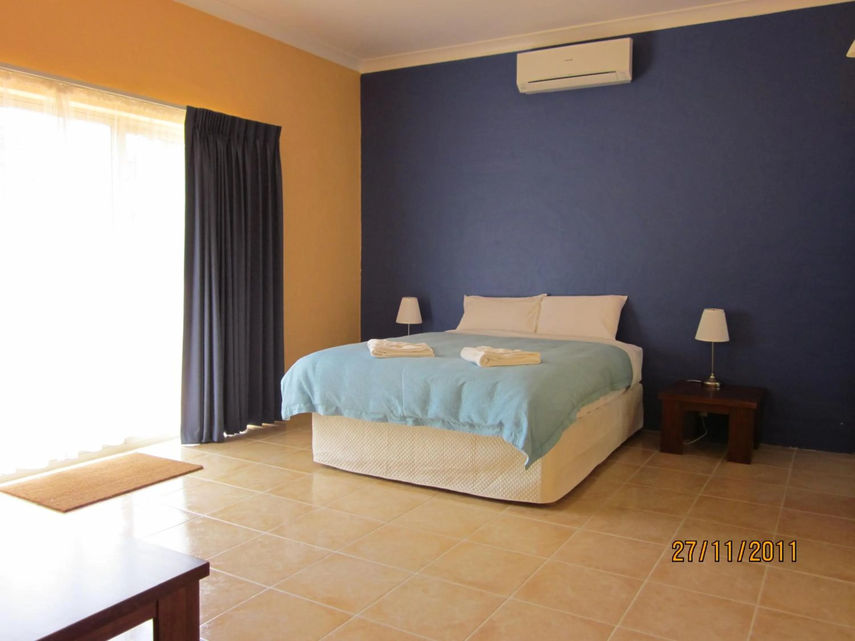 Bedroom, Bed in Chalets on Stoneville