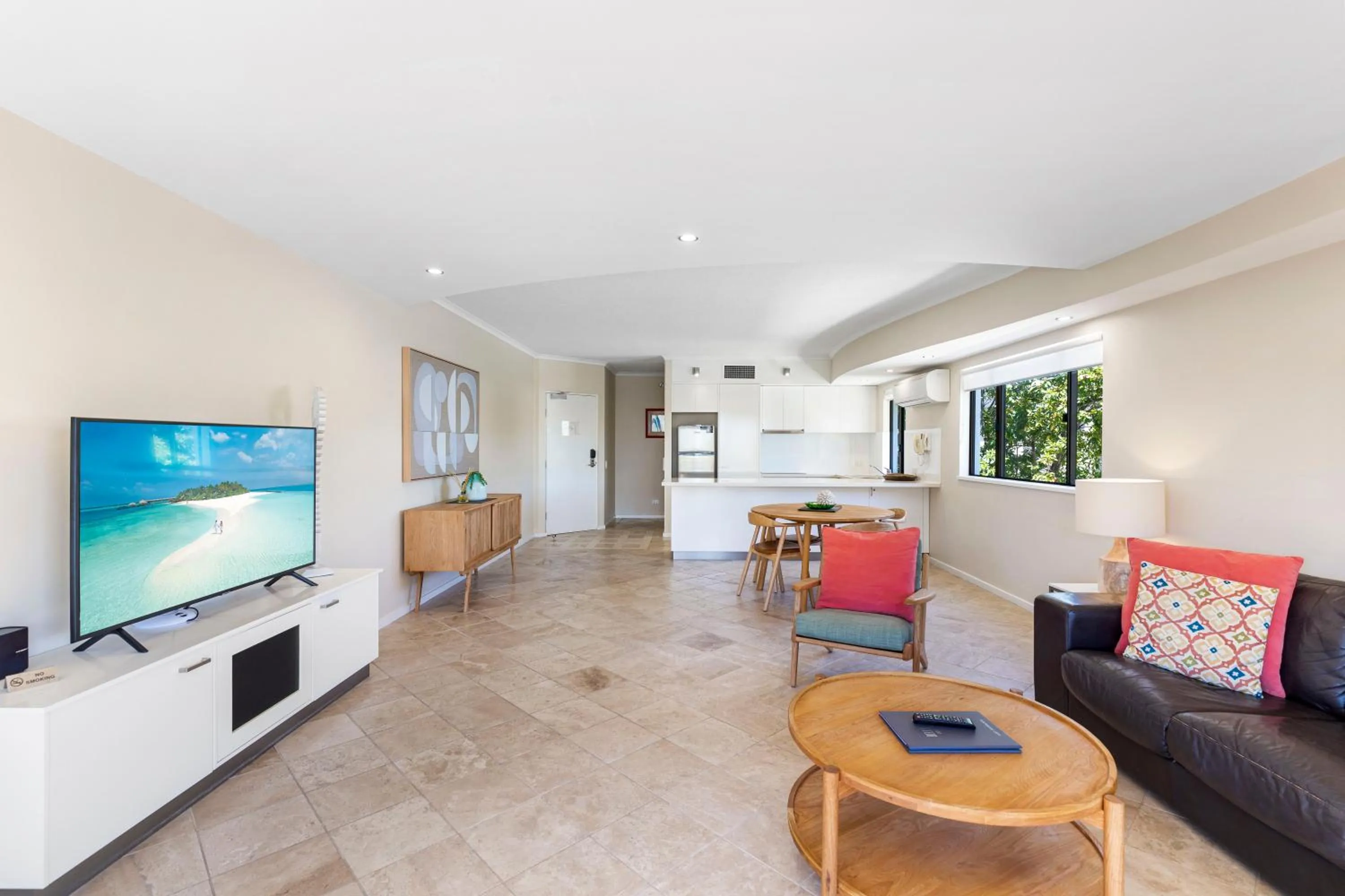 TV and multimedia in Bella Casa Noosa