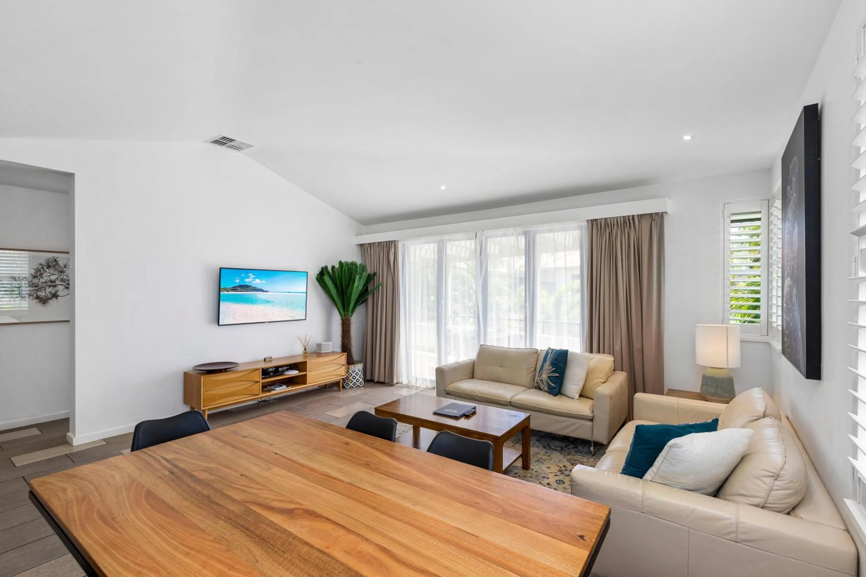 TV and multimedia in Bella Casa Noosa