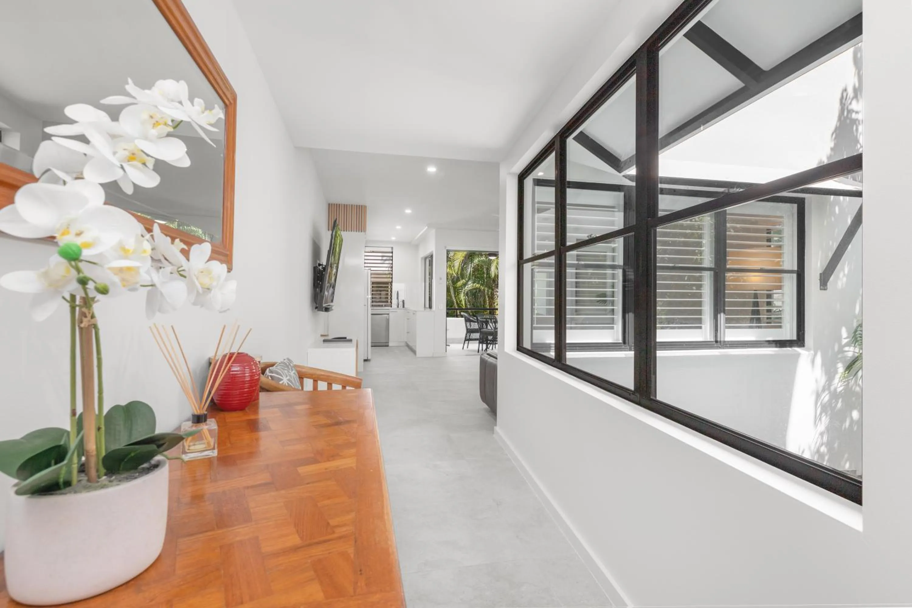 Dining area in Bella Casa Noosa