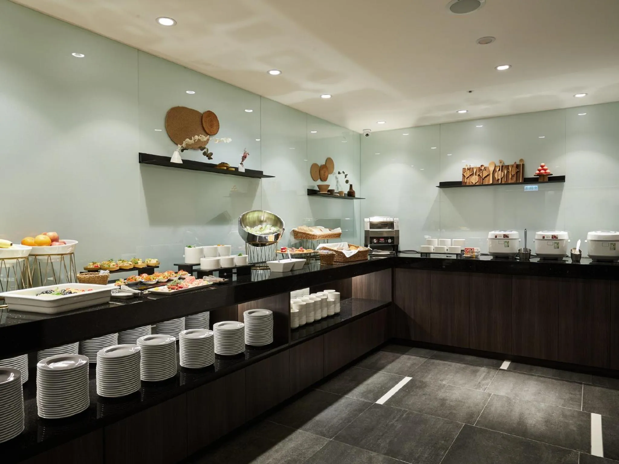 Buffet breakfast in The Tango Hotel Taipei Linsen