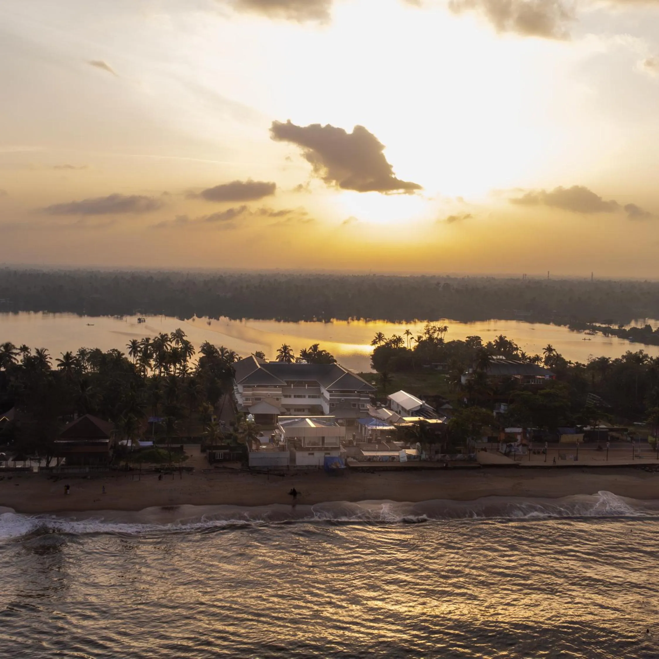 Property building in Renai Blue Waters Cherai