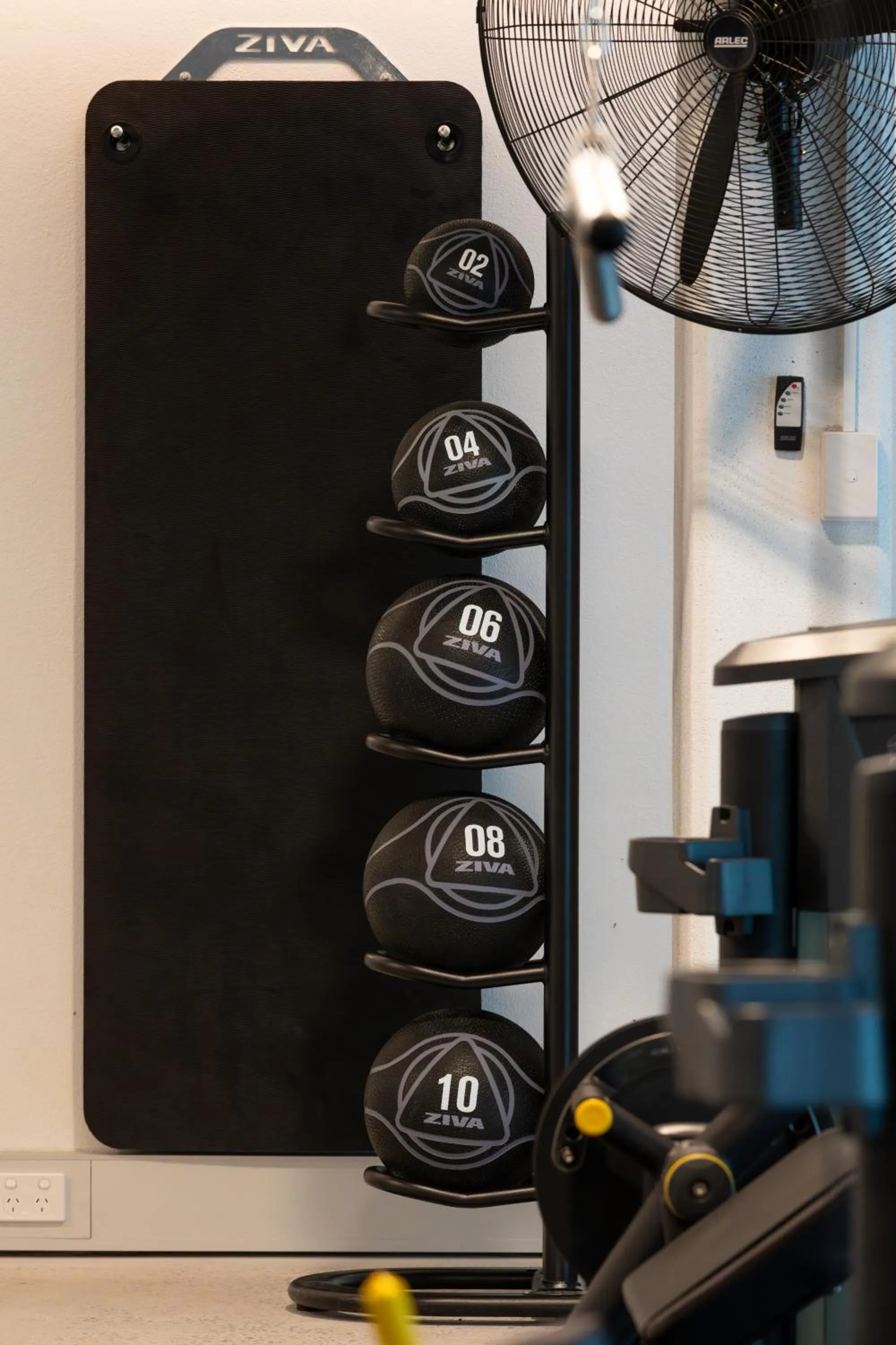 Fitness centre/facilities in Rydges Canberra