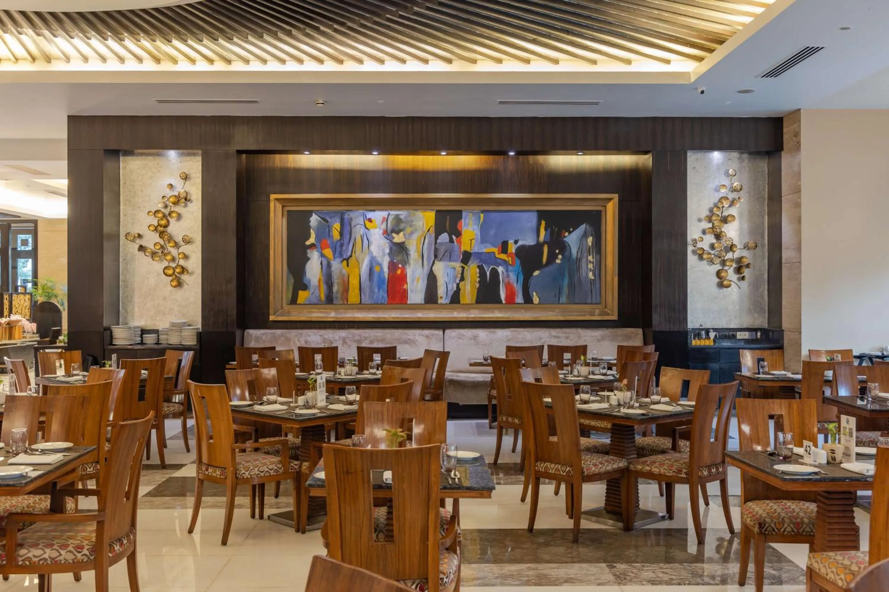 Restaurant/places to eat in Radisson Blu Hotel, Indore