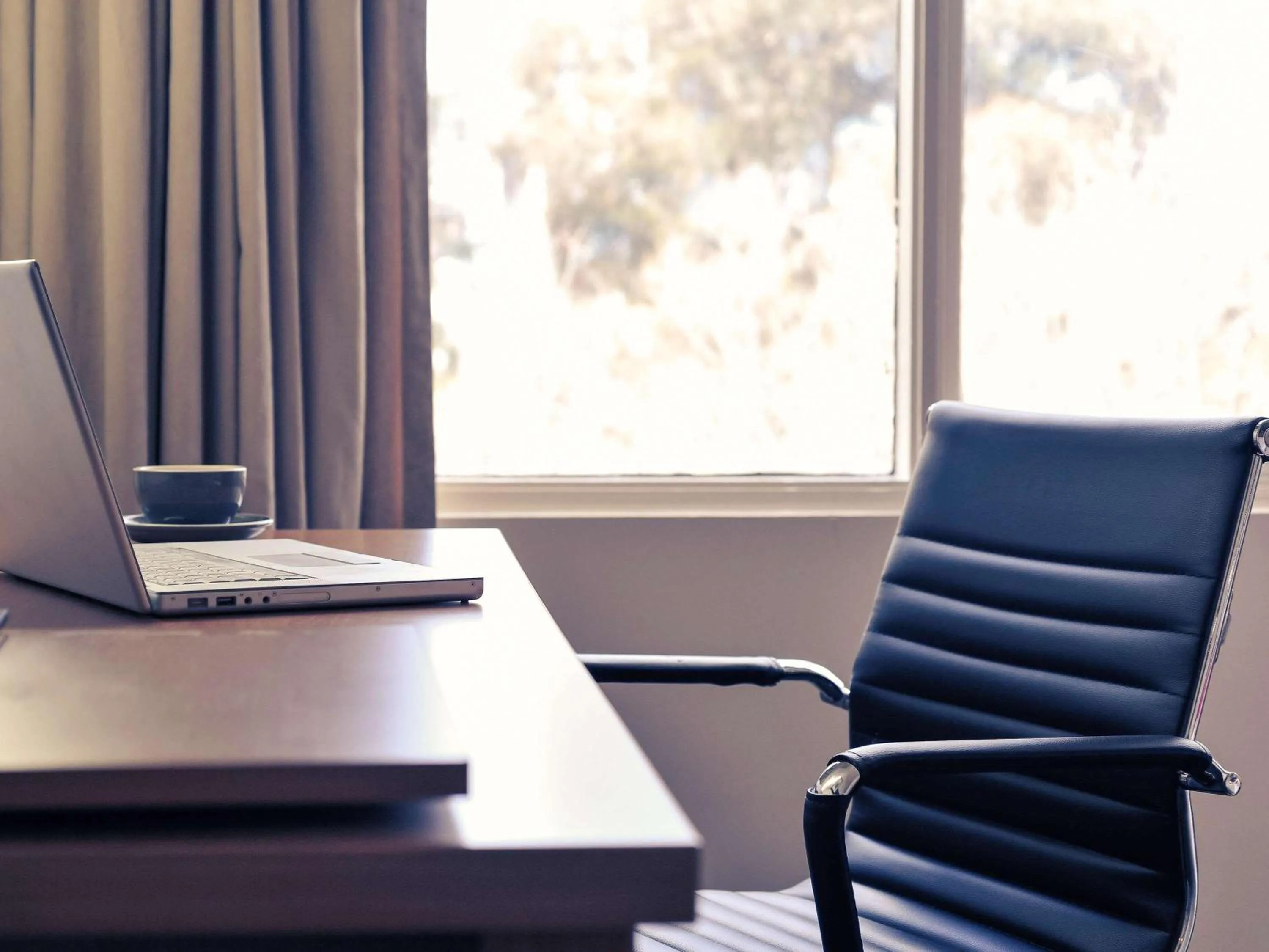 Bedroom in Mercure North Melbourne