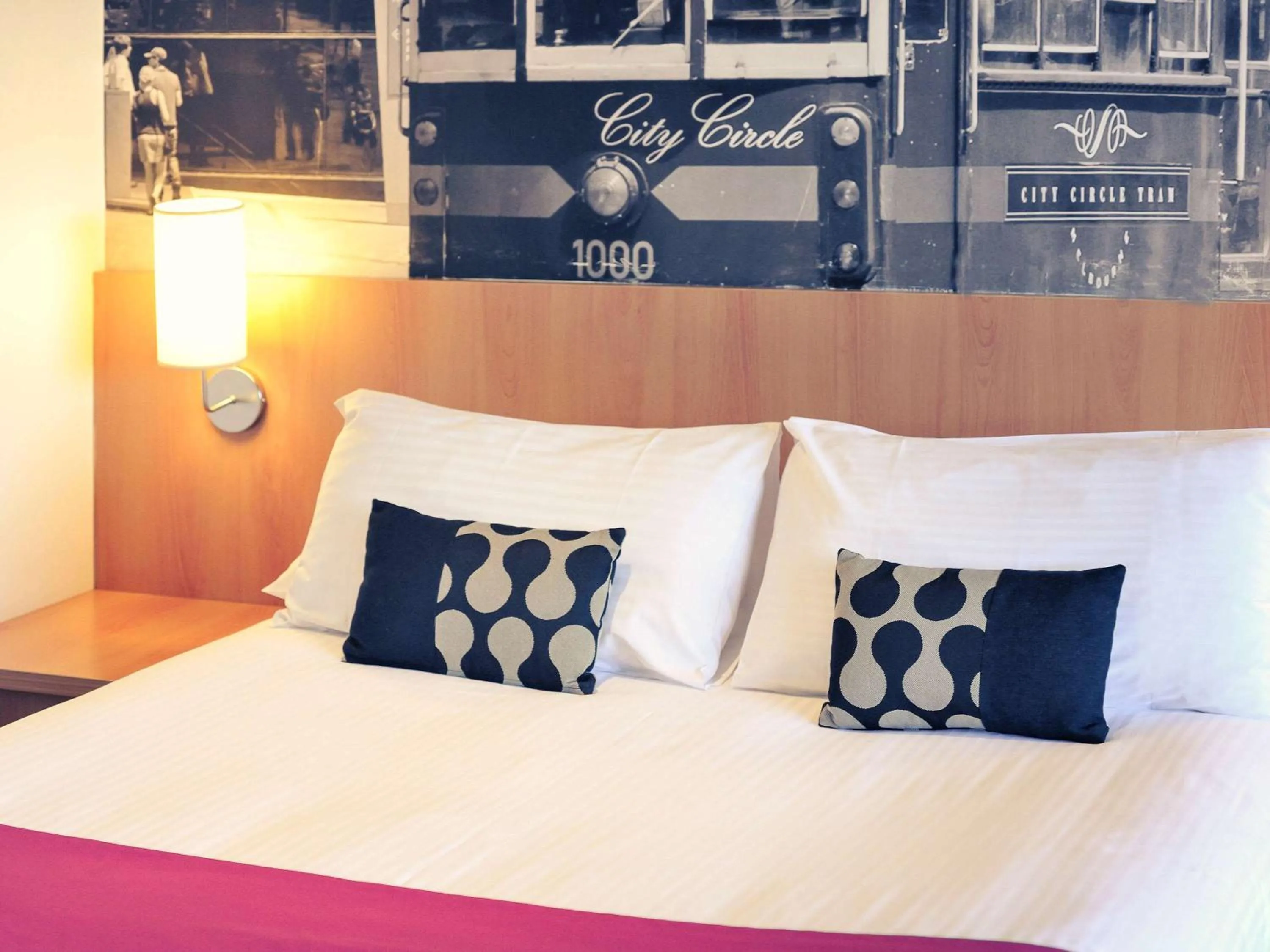 Bedroom, Bed in Mercure North Melbourne