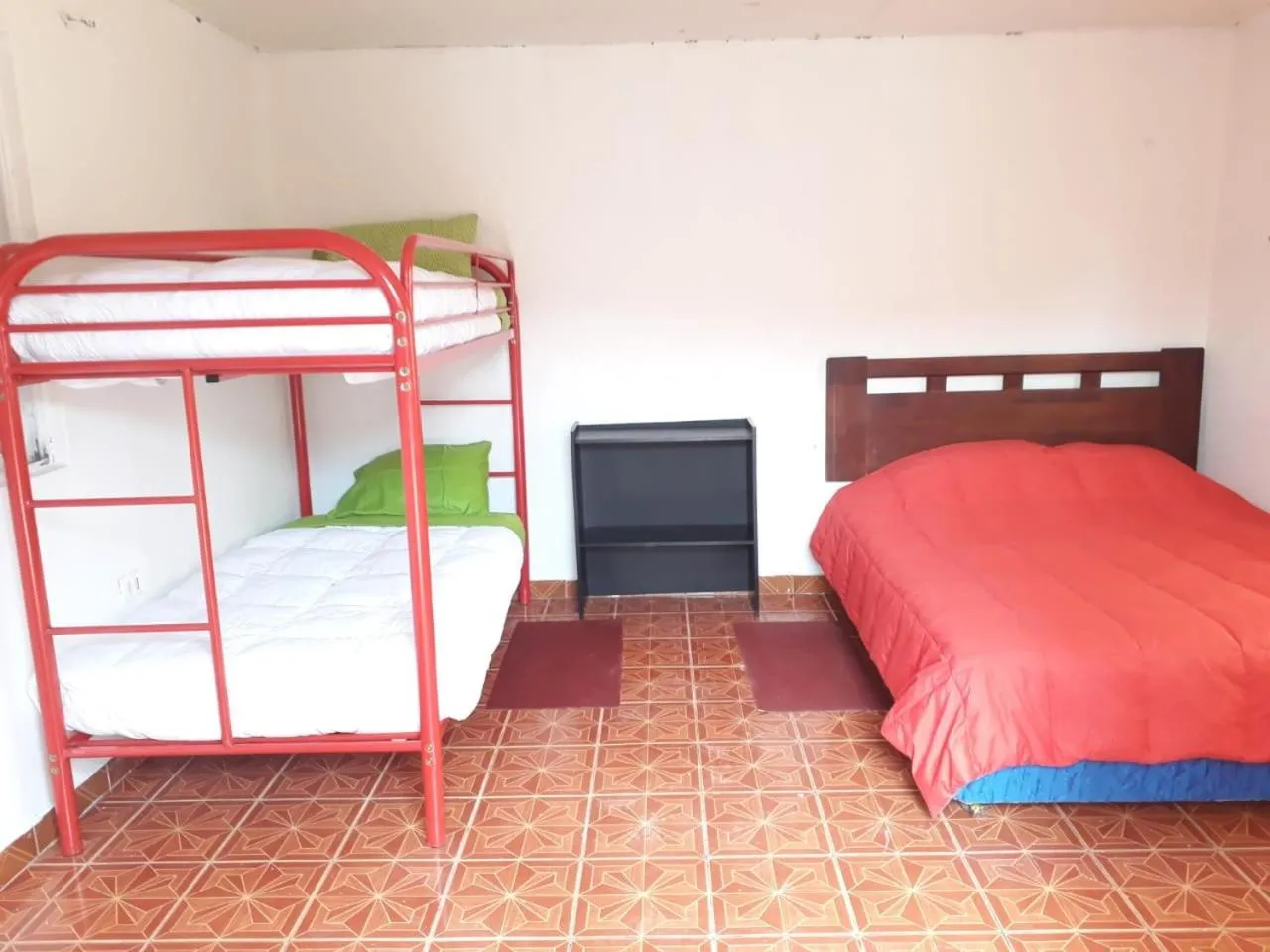 Bed in Hostal Open House