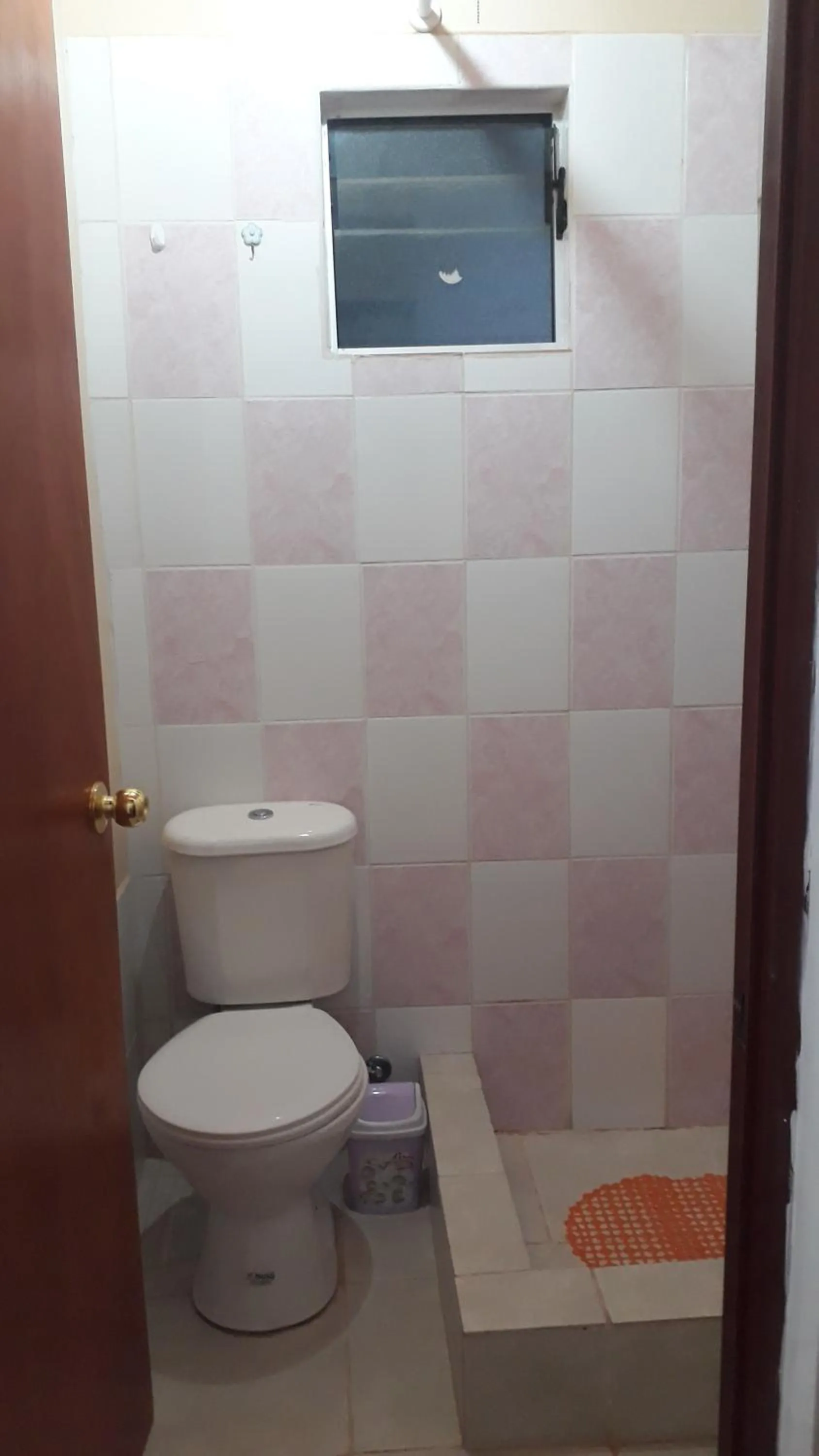 Shower in Hostal Open House