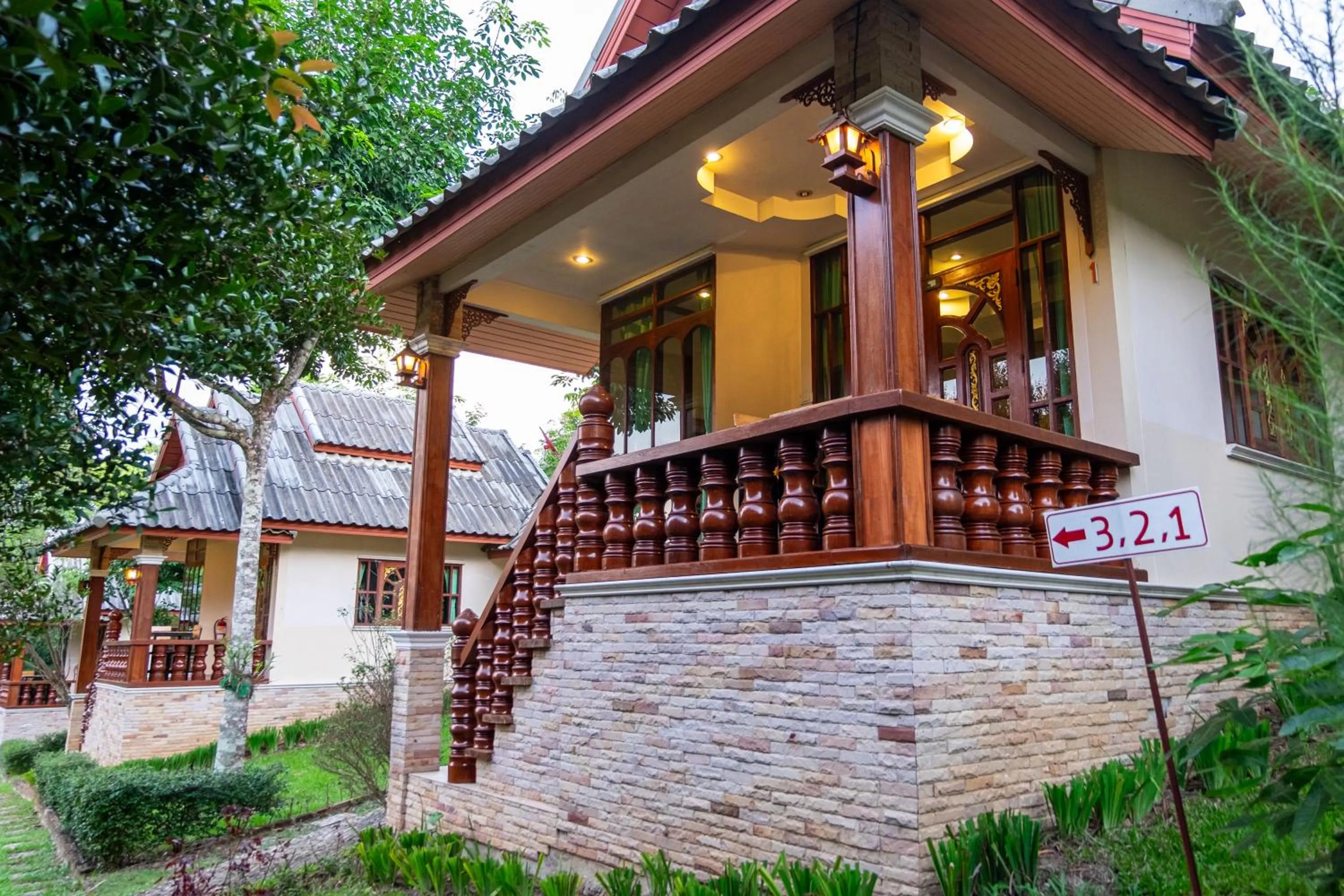 Property building in Mont Goei Pai