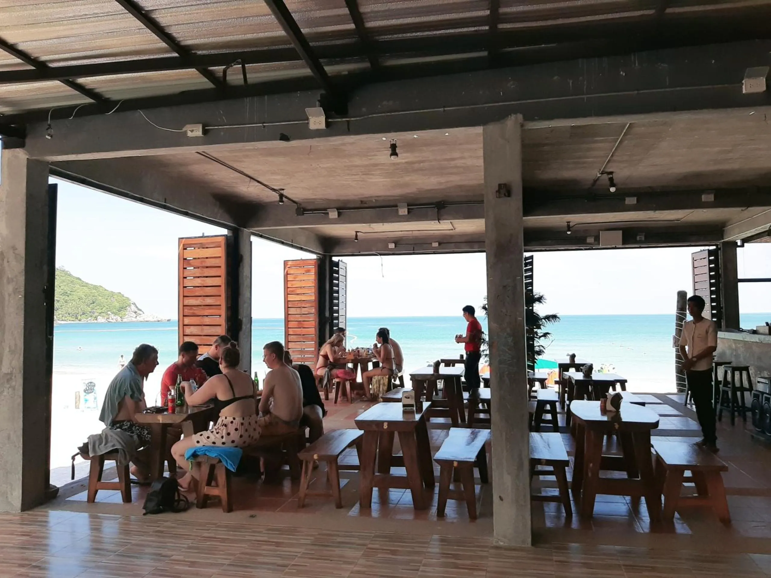Restaurant/places to eat in Sunrise Resort- Koh Phangan - SHA Extra Plus