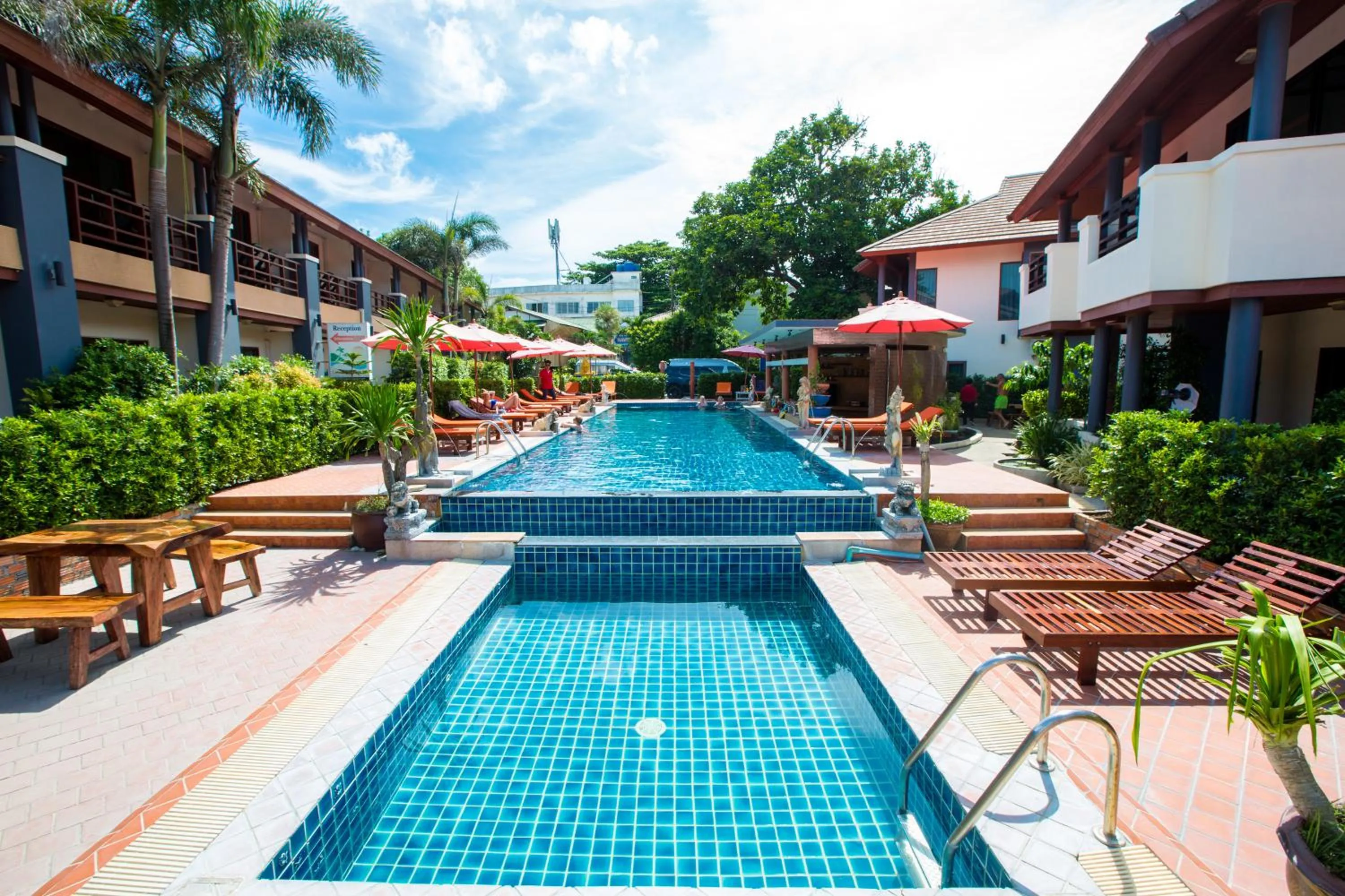 Swimming pool in Sunrise Resort- Koh Phangan - SHA Extra Plus