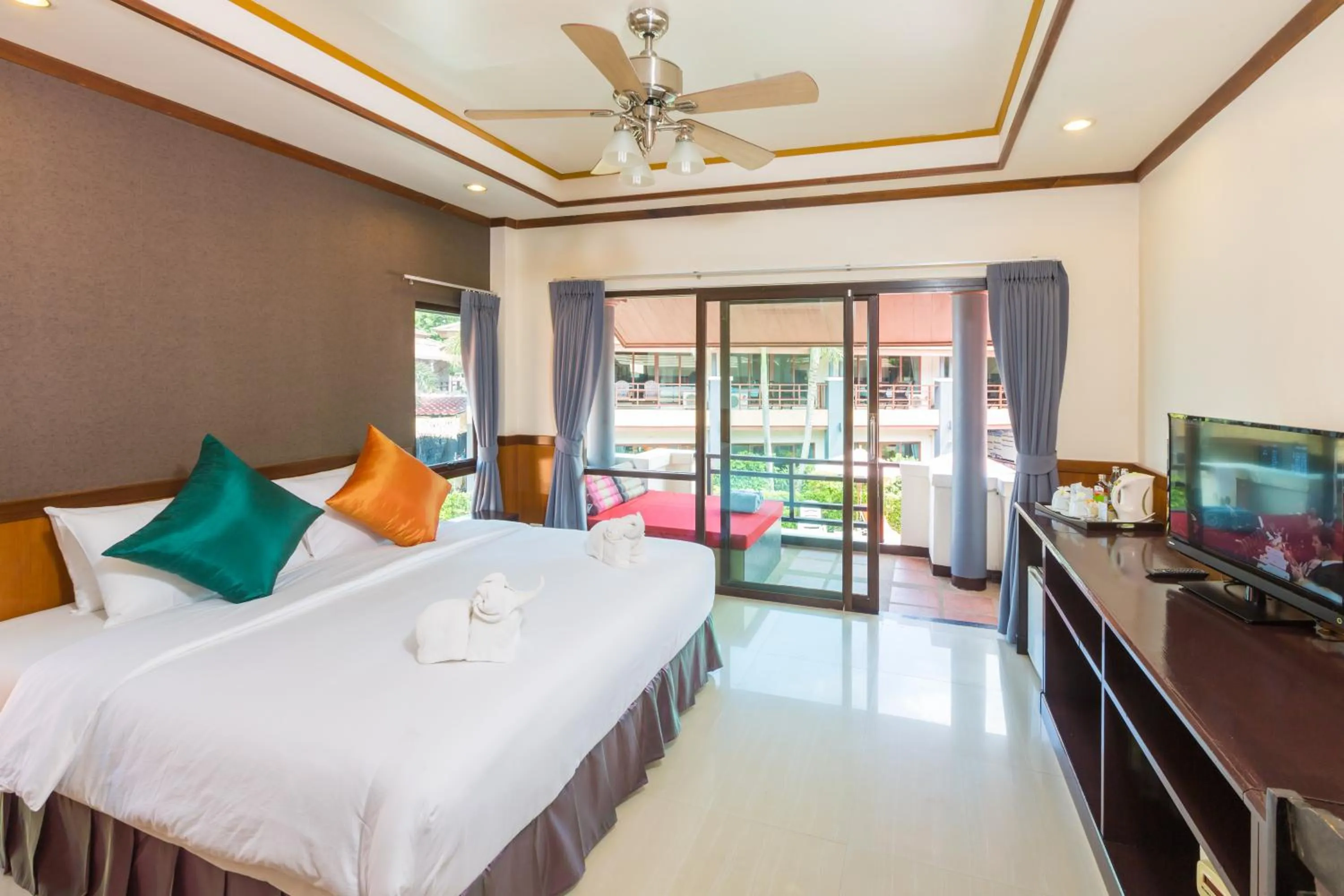 Bedroom, Bed in Sunrise Resort- Koh Phangan - SHA Extra Plus