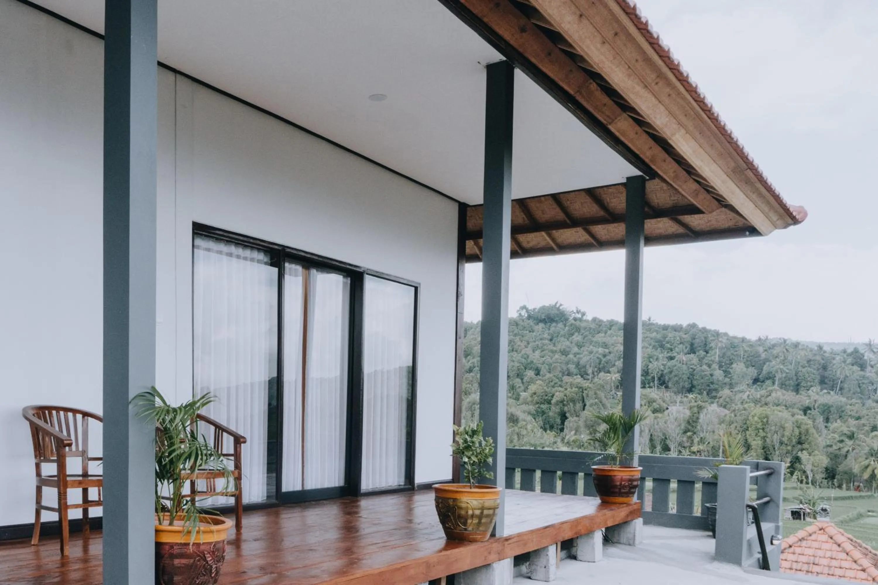Balcony/Terrace in Candra Cottage