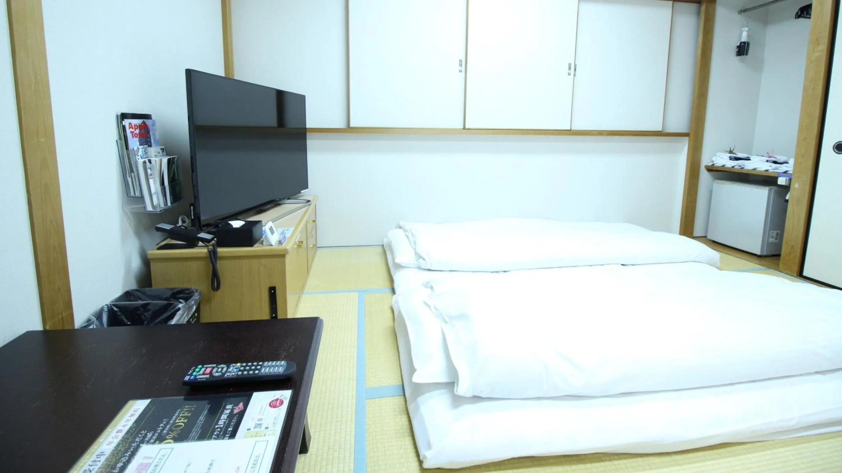 Photo of the whole room, Bed in APA Hotel Hikoneminami