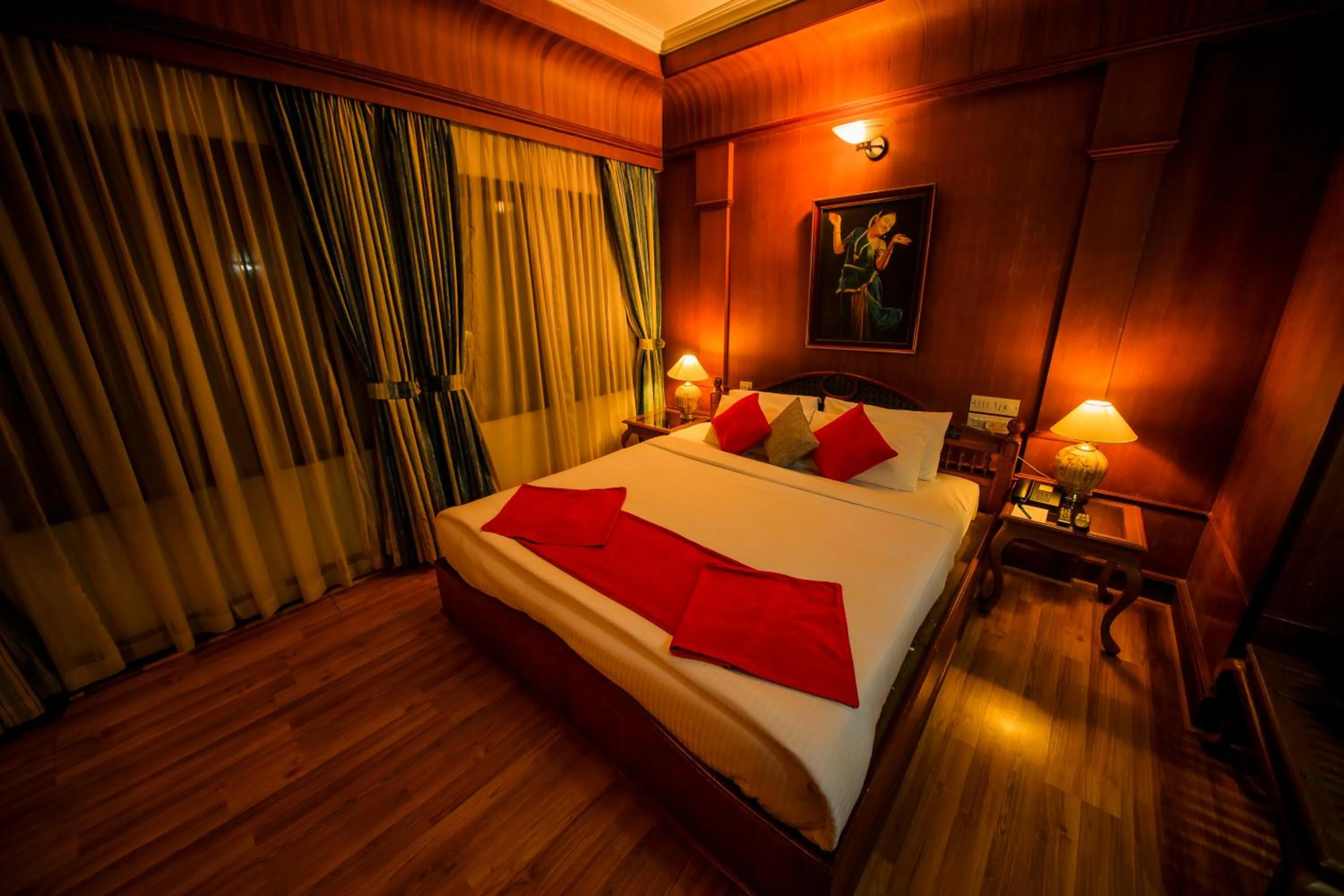 Photo of the whole room, Bed in The Renai Cochin