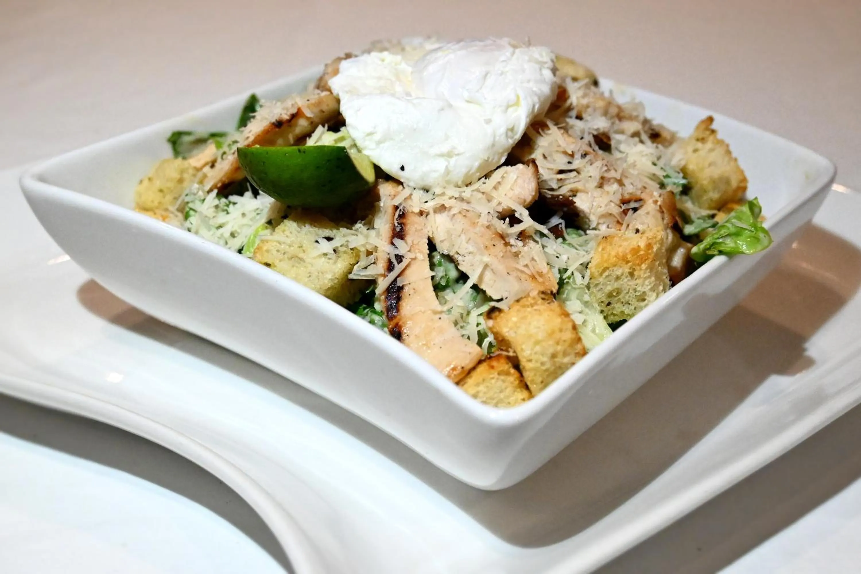 Food and drinks in Kokomo Resort