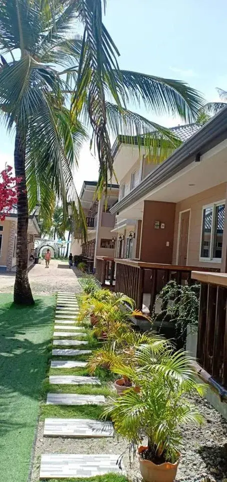 Deluxe Quadruple Room in Jelly's Haven Resort Deluxe Quadruple Room in Jelly's Haven Resort